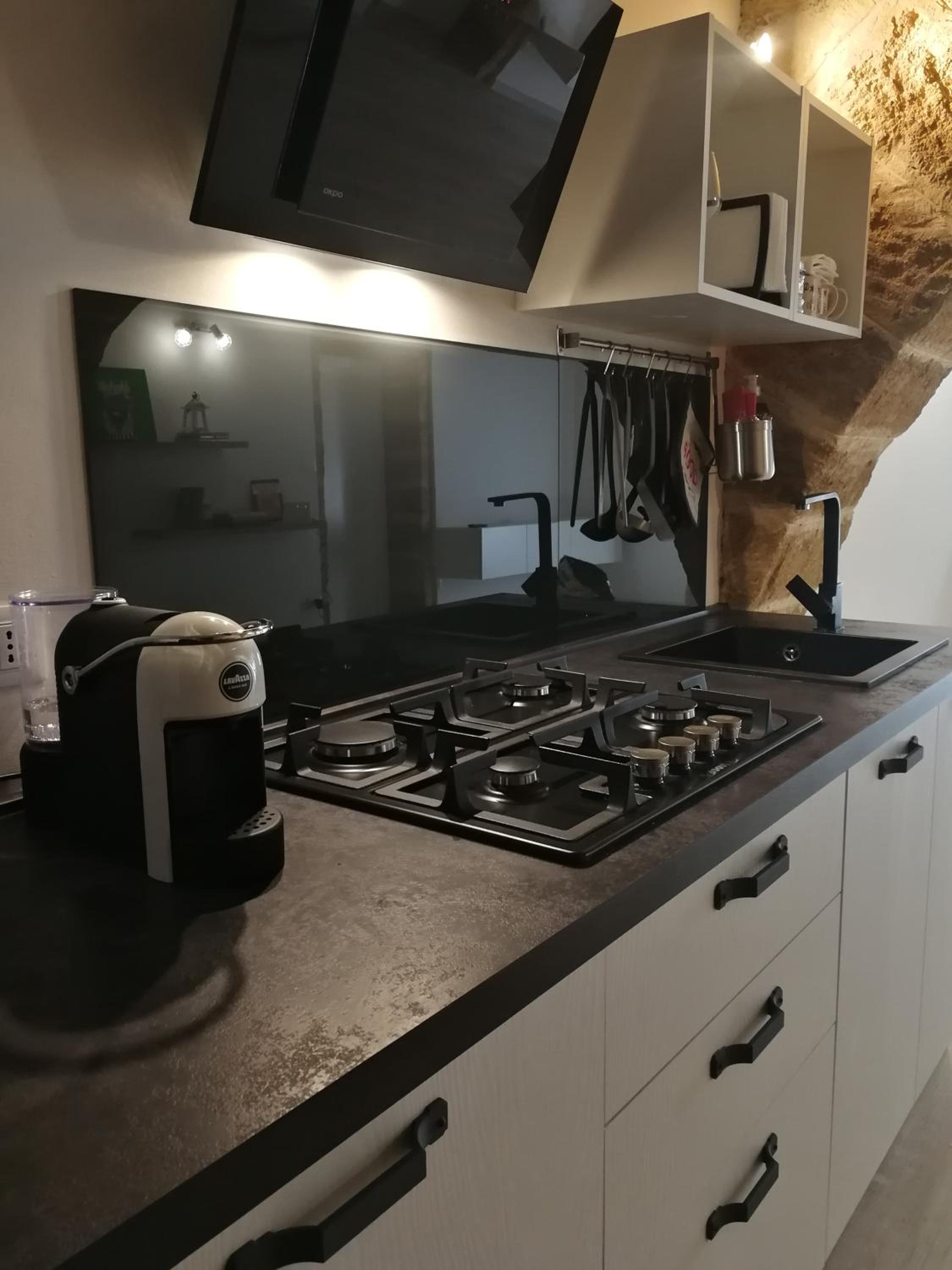 Cesare Home en Palermo — kitchen