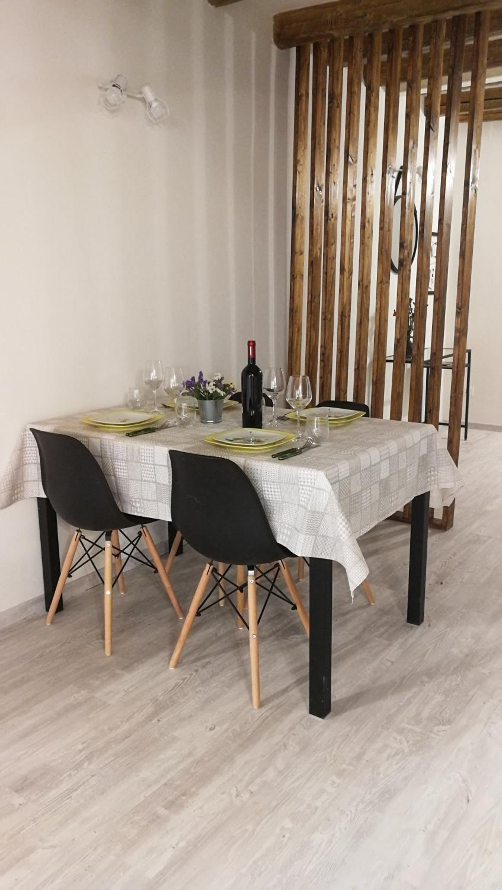 Cesare Home en Palermo — dining