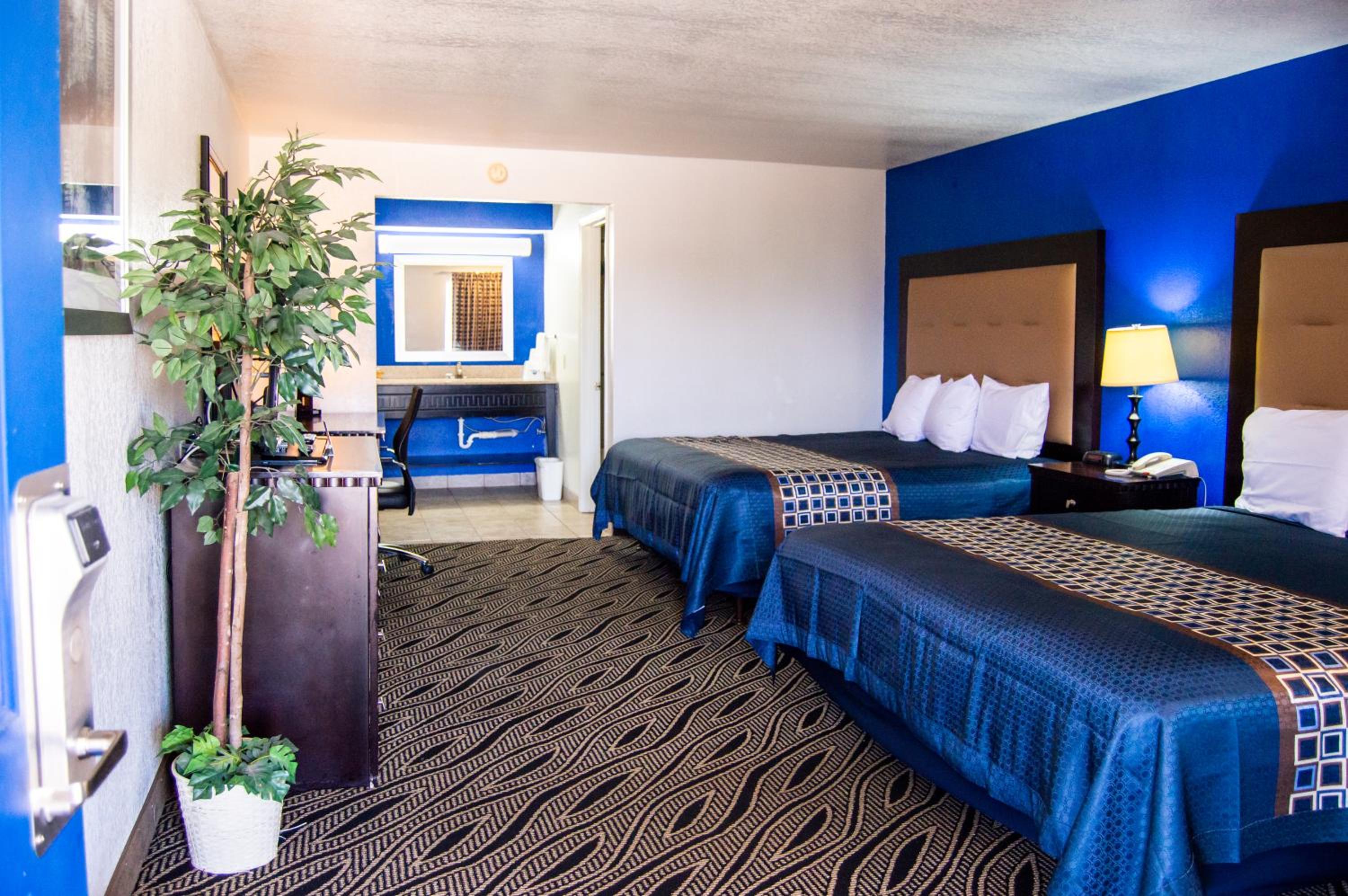Blue Jay Inn & Suites view 4