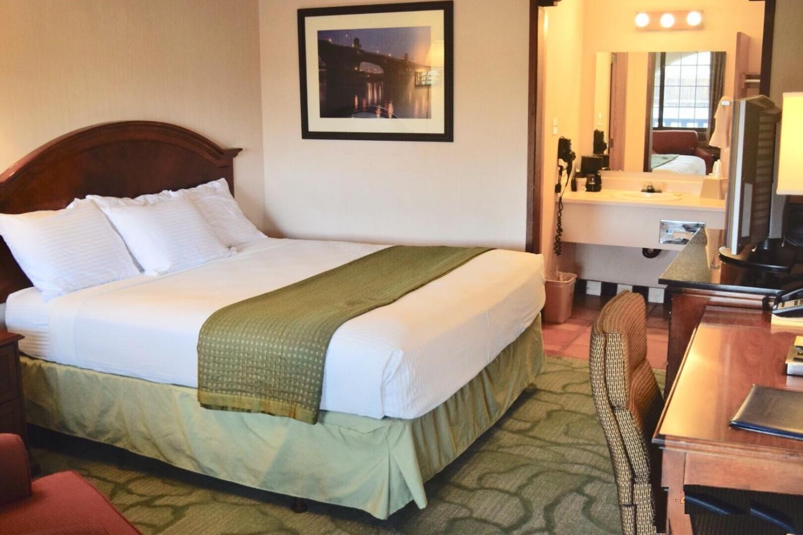 Baker City Vacations - Eldorado Inn - Property Image 3