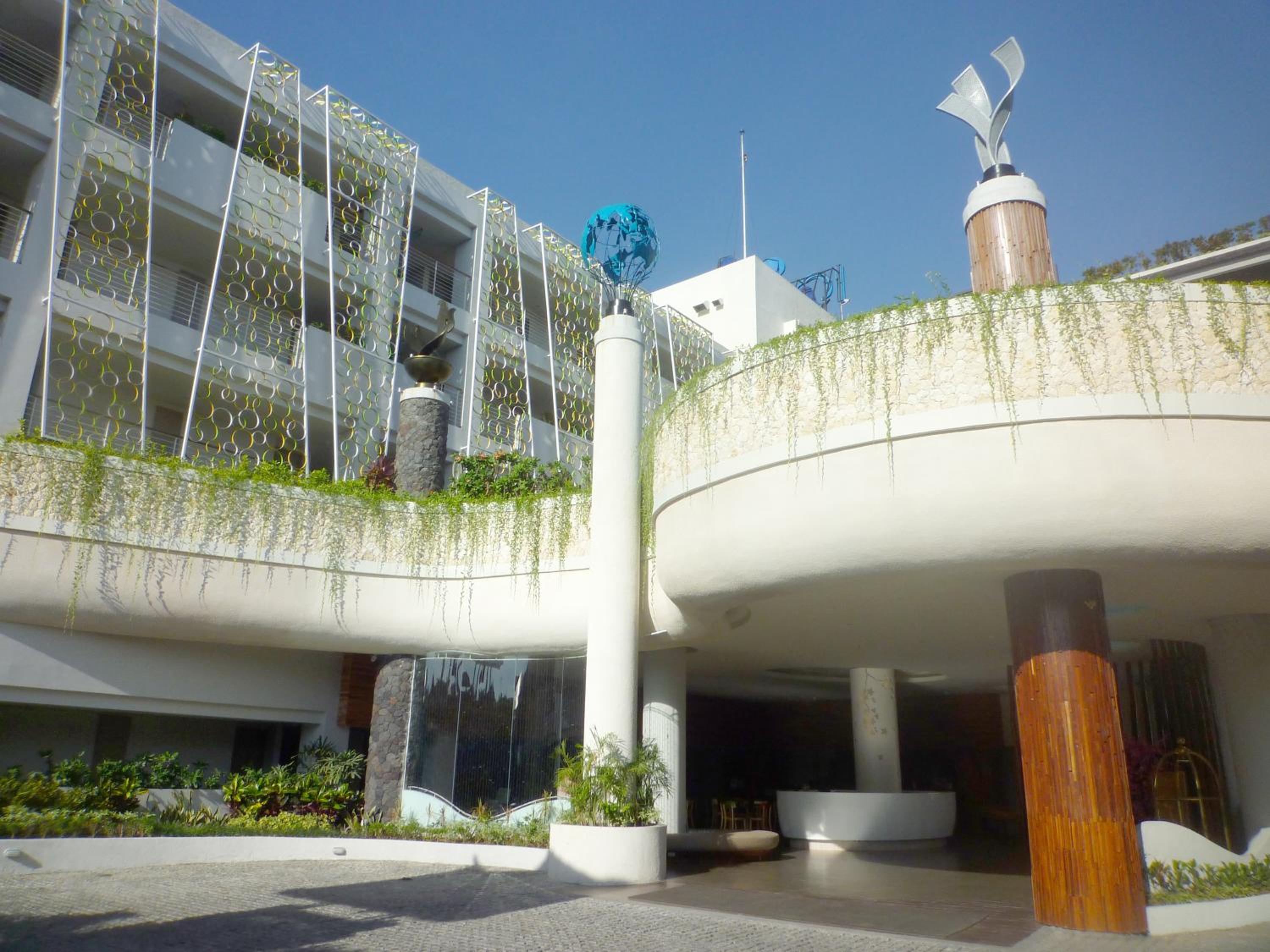 Hotel Ion Bali Benoa - Image 1