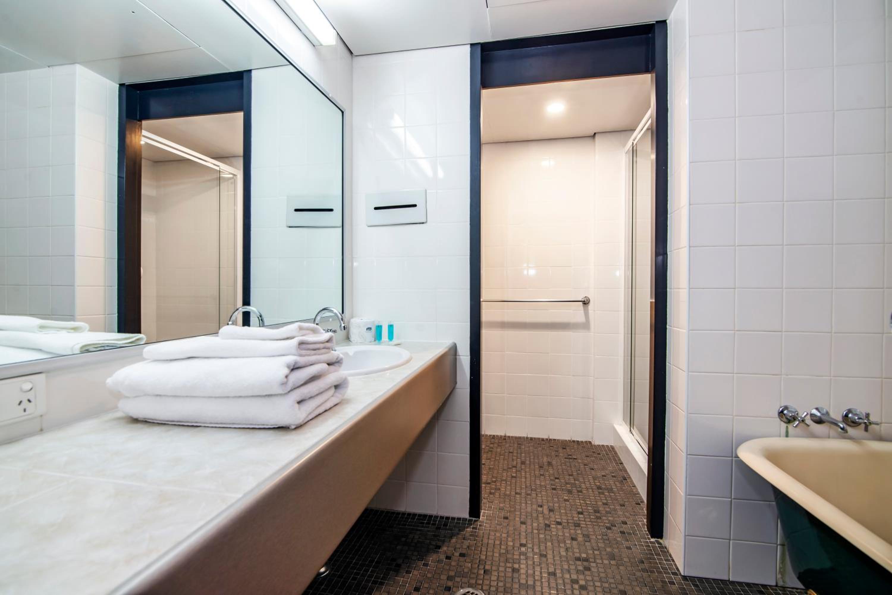 Ridge Apartment Hotel