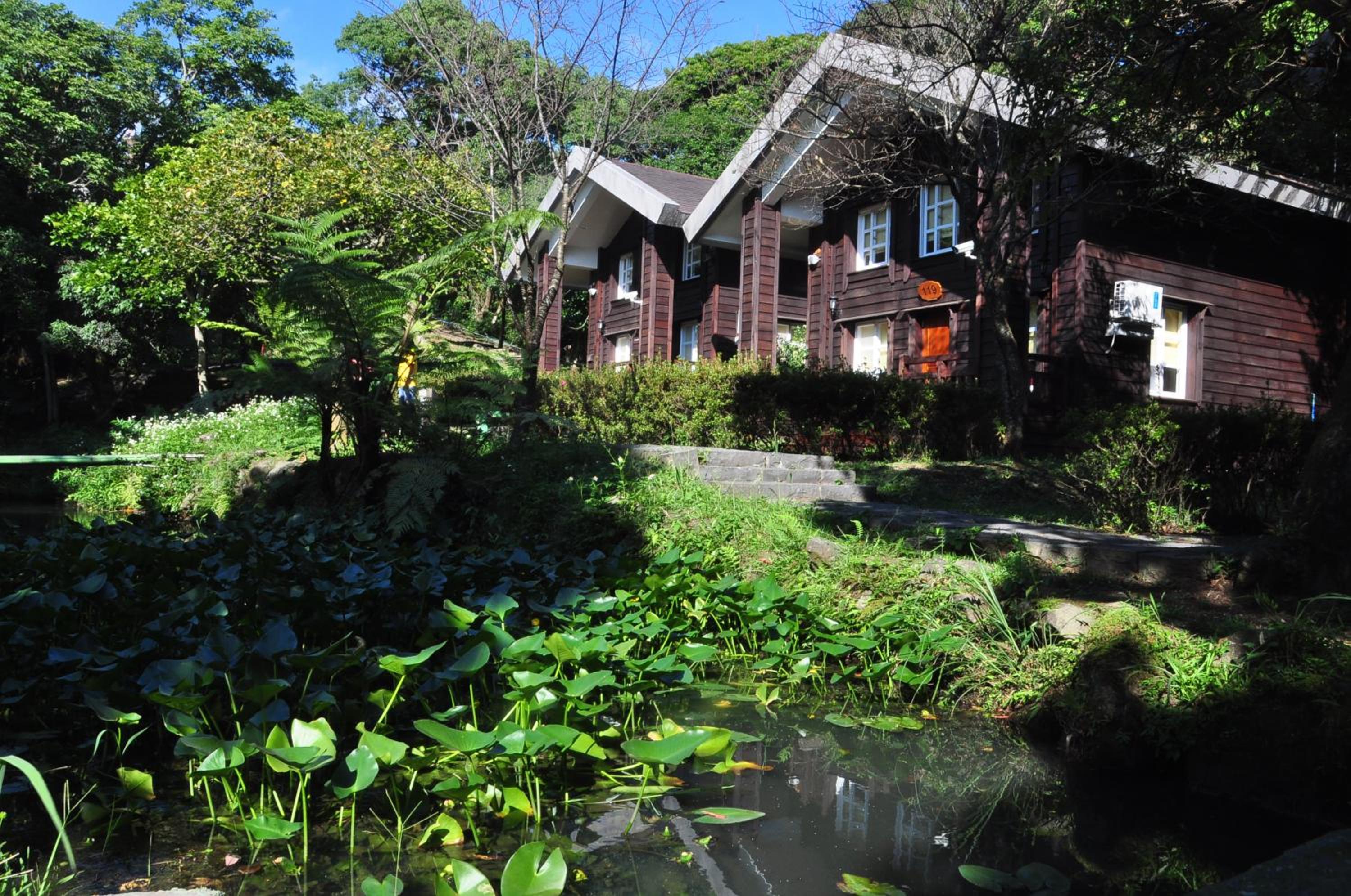 Yanmin Hot Spring Resort