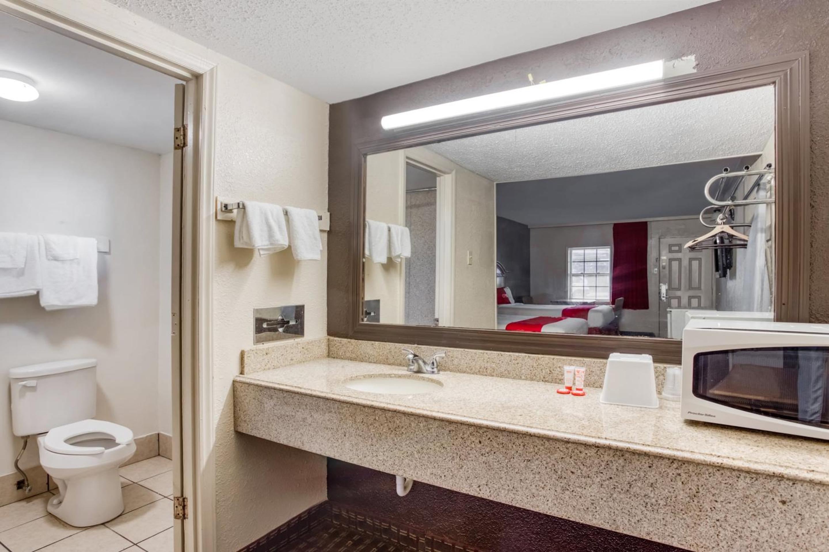 OYO Hotel Bald Knob near Searcy AR - Property Image 13