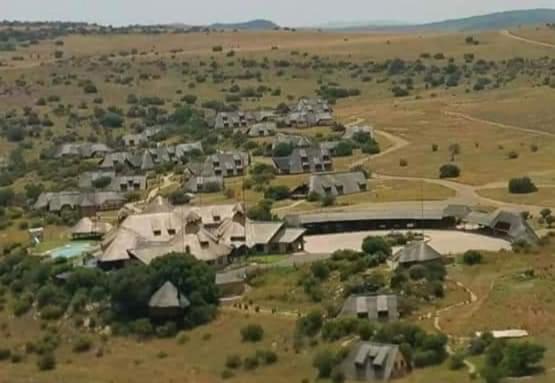 Letsatsi Game Lodge