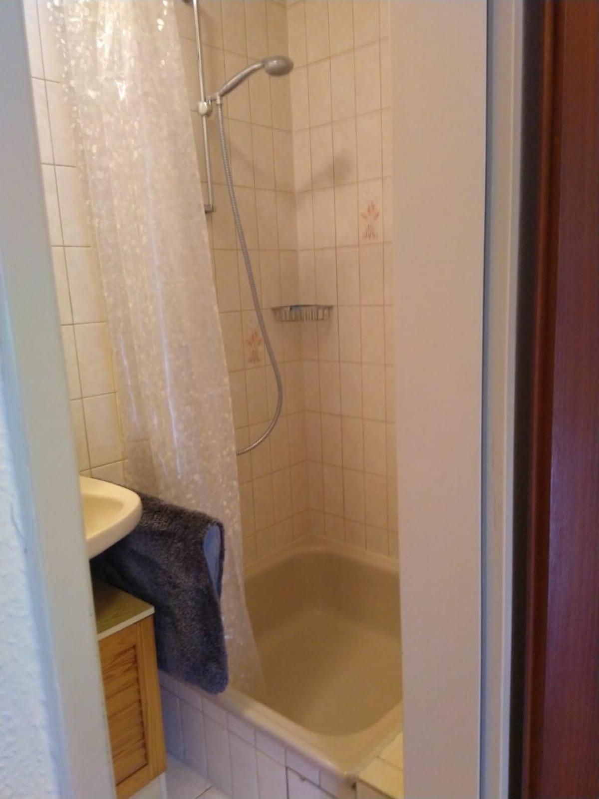 Kleine Ferienwohnung, Einzimmeraparment in Altenkirchen view 5