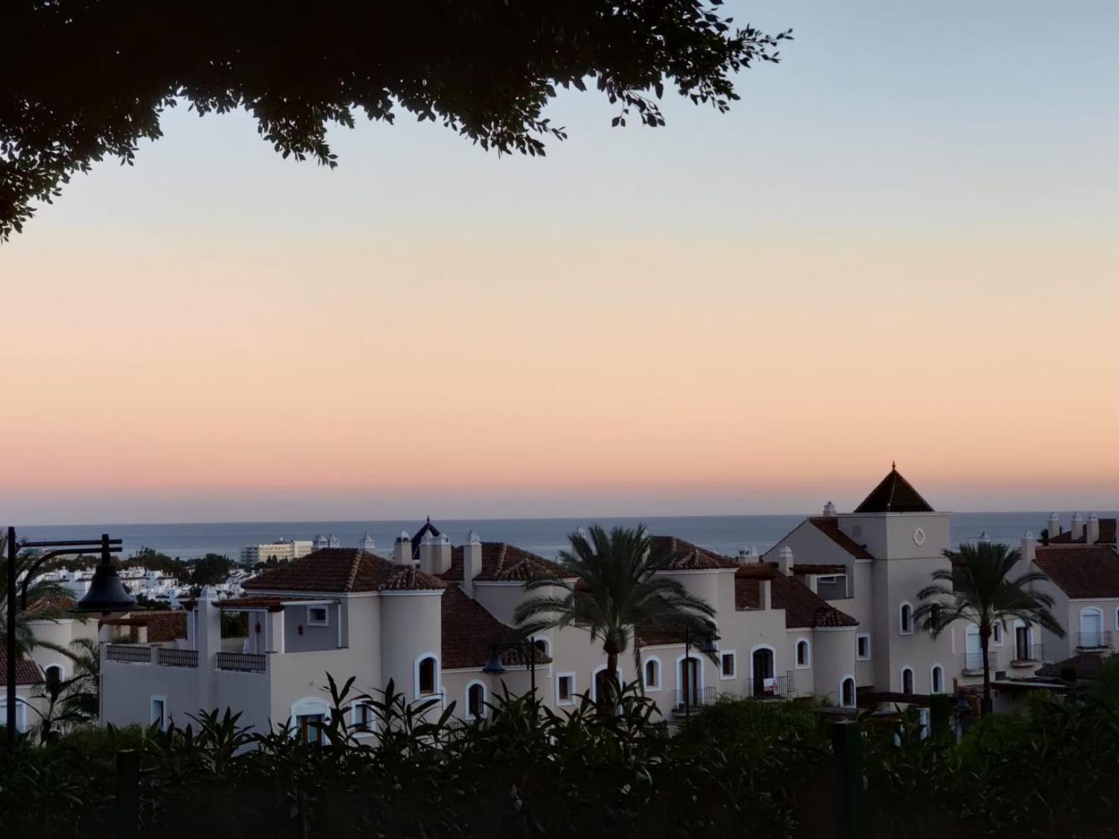 Marbella GOLF & SEA LODGE - HEATED POOL 28 degrees 365 days view 5