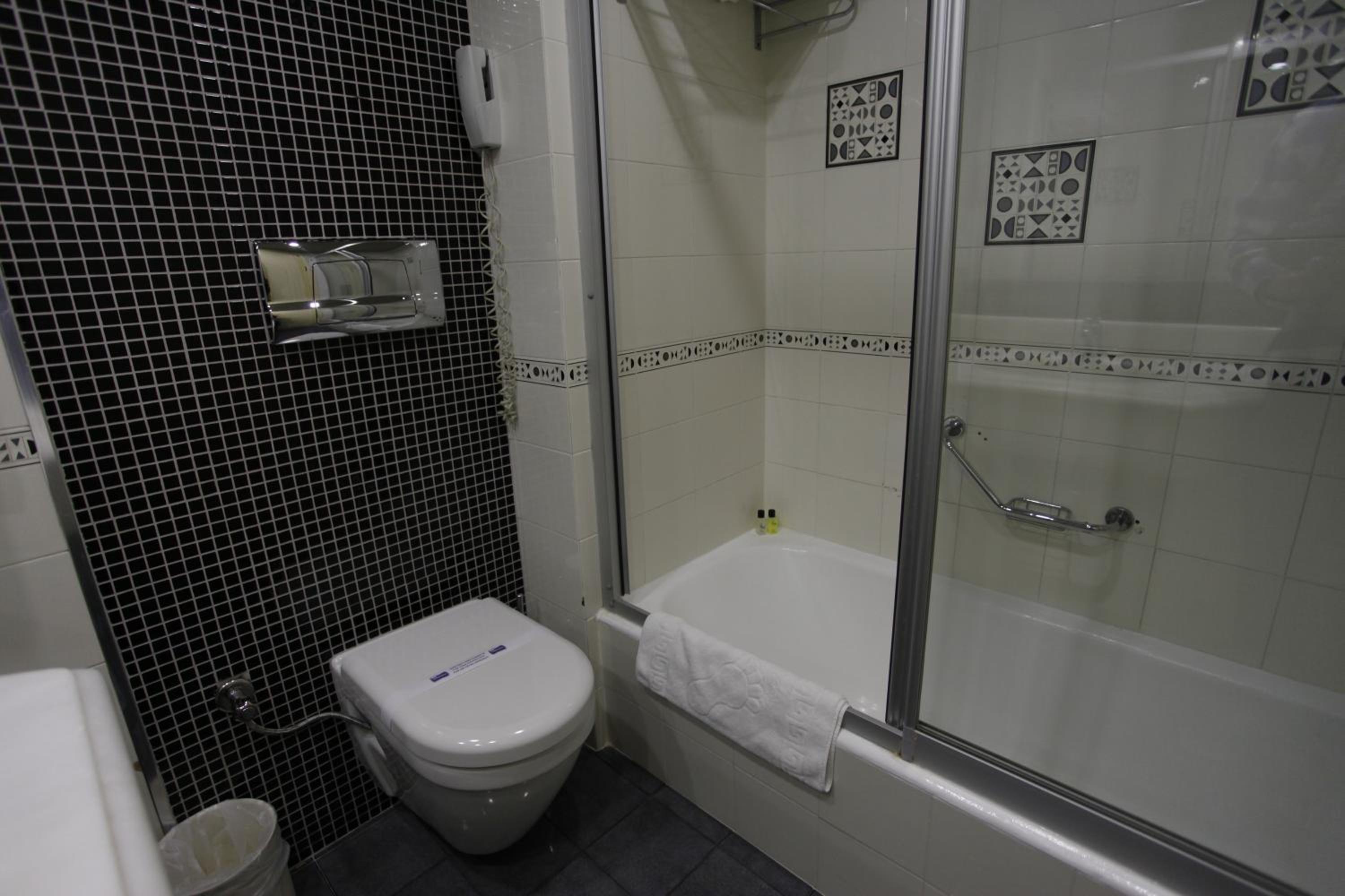 Hotel Marla becomes Marla Otel. - Image 34