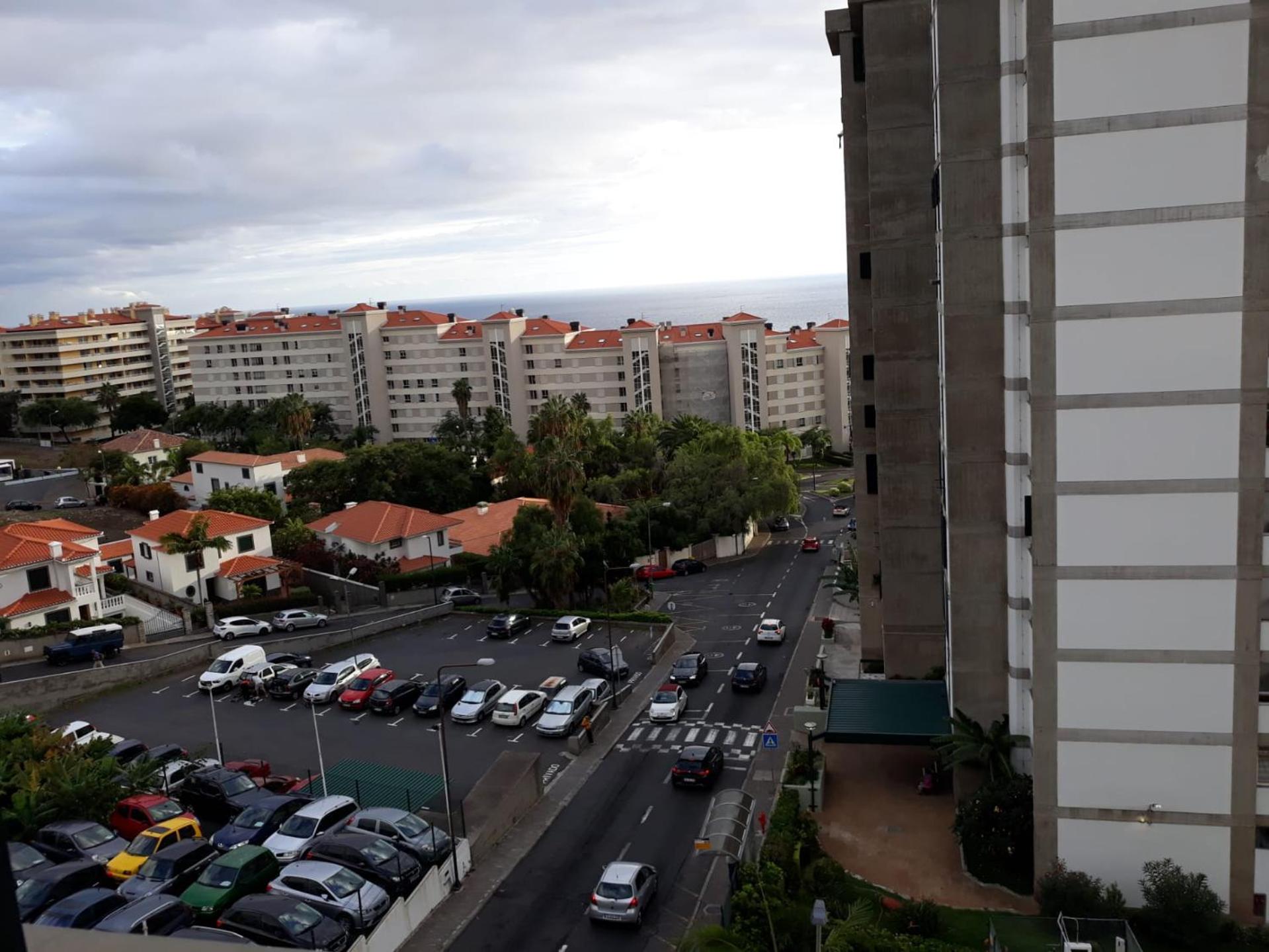 Elegant Apartment with Sea Views by Trip2Portugal view 3