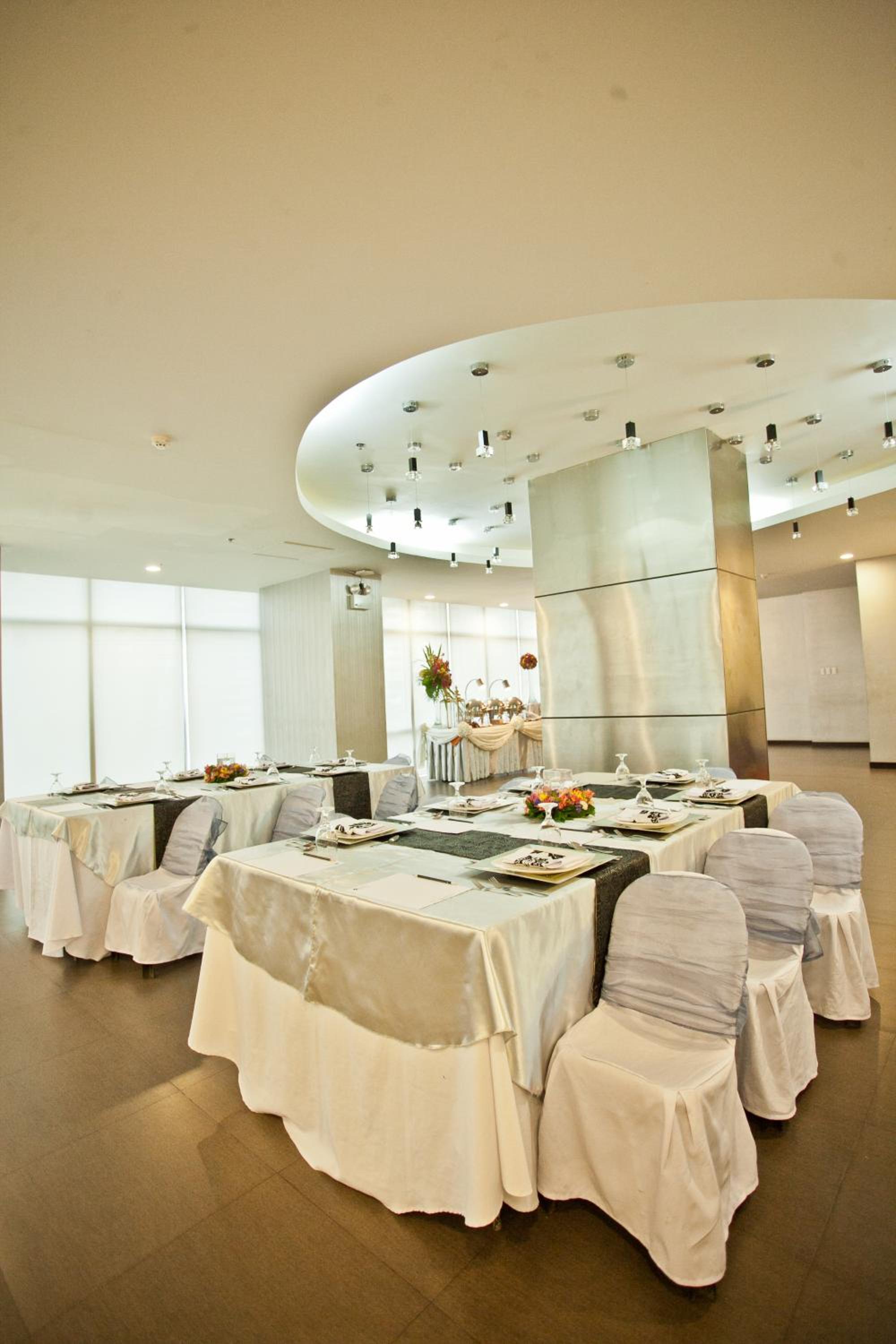 The Exchange Regency Residence Hotel Managed by HII