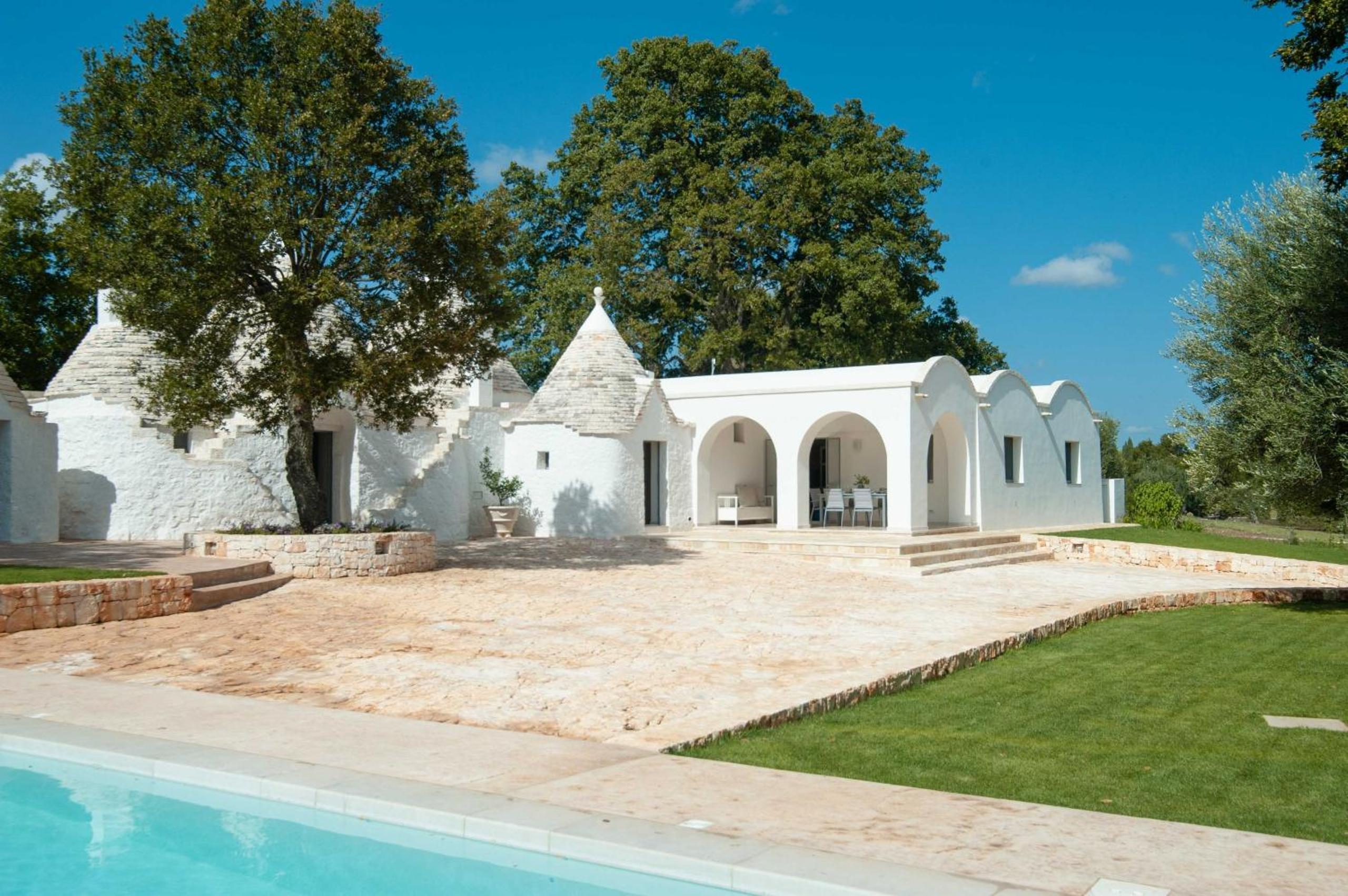 HelloApulia - Charming Trulli Almadari view 3