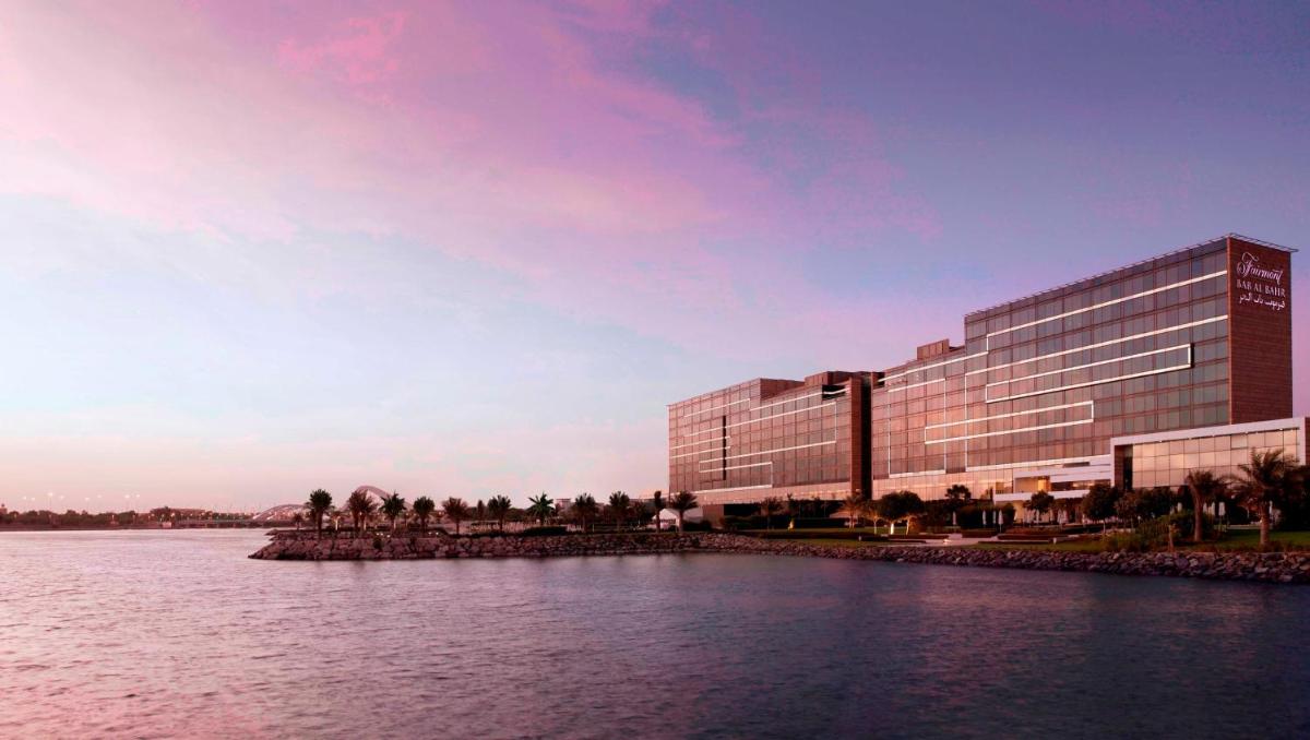 Hotel Fairmont Bab Al Bahr - Image 1