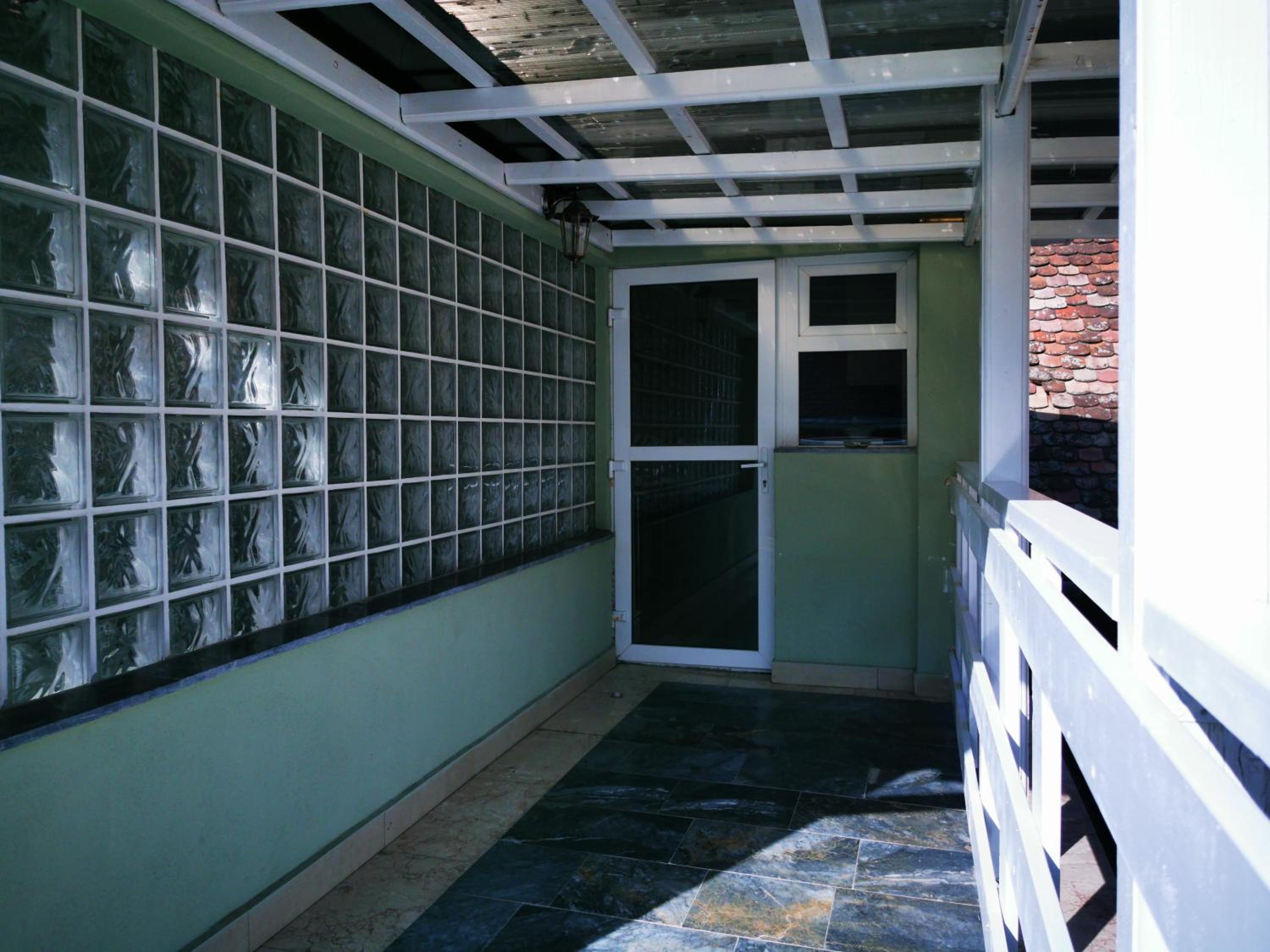Photo 38