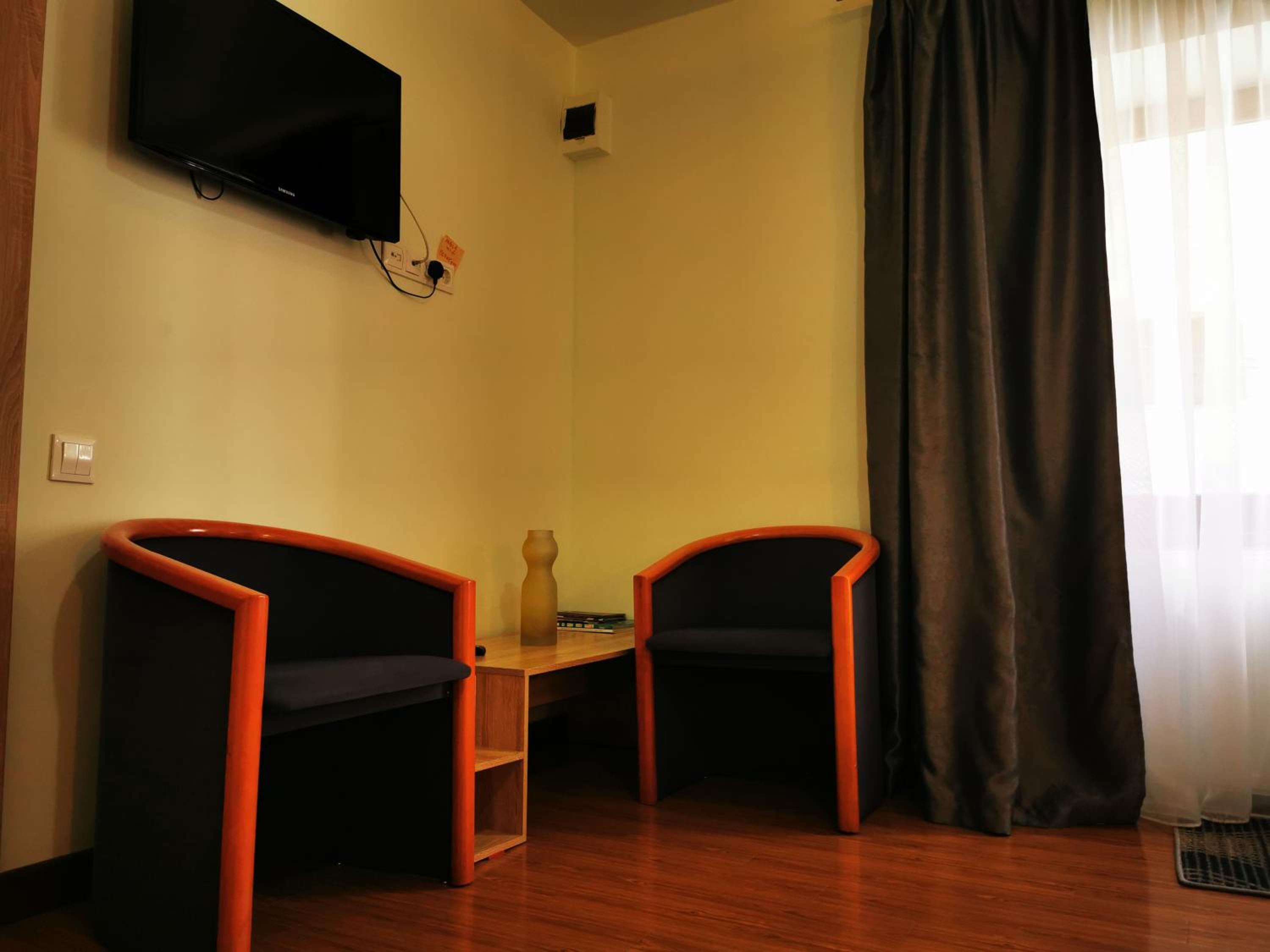 Photo 42