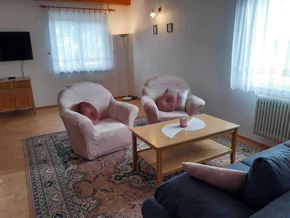 Photo 51