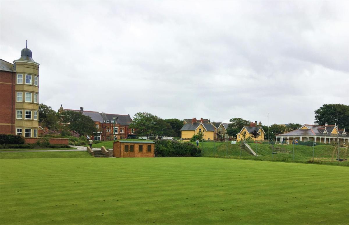 Woodlands Holiday Apartments view 3