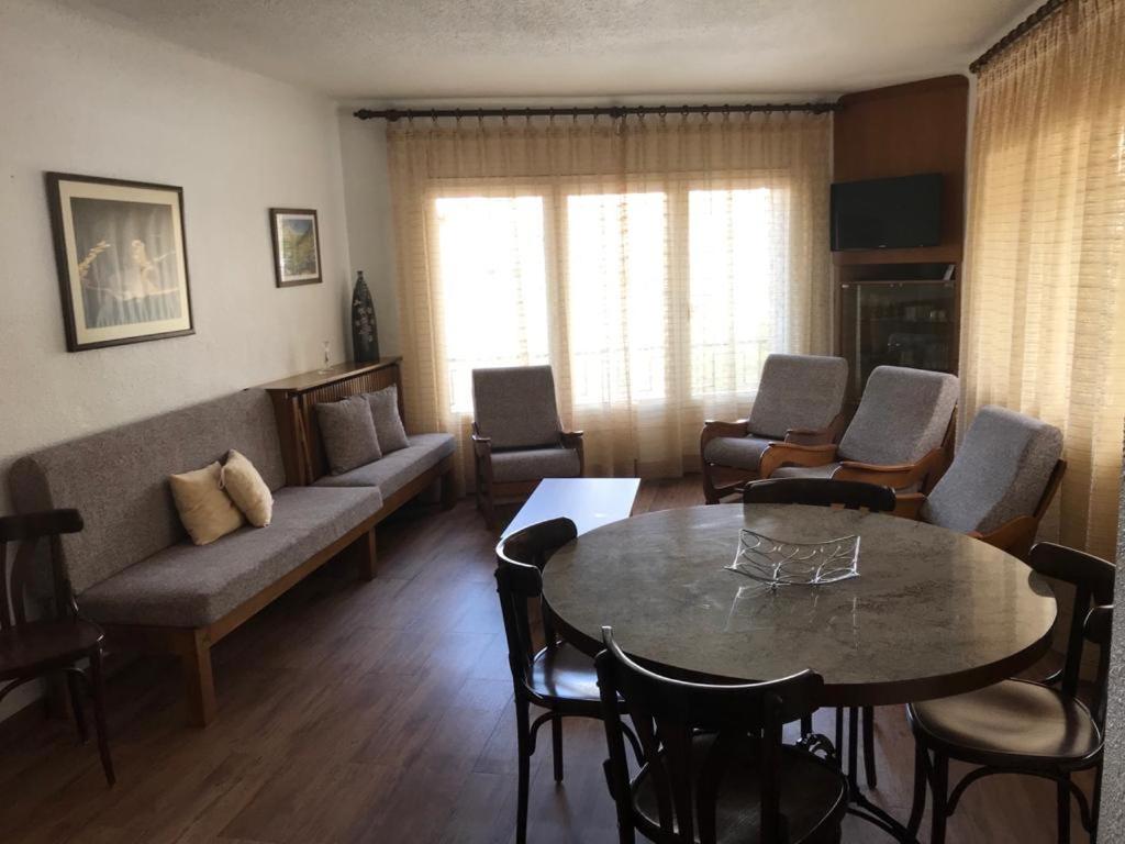 Apartaments Turistics Pirineu