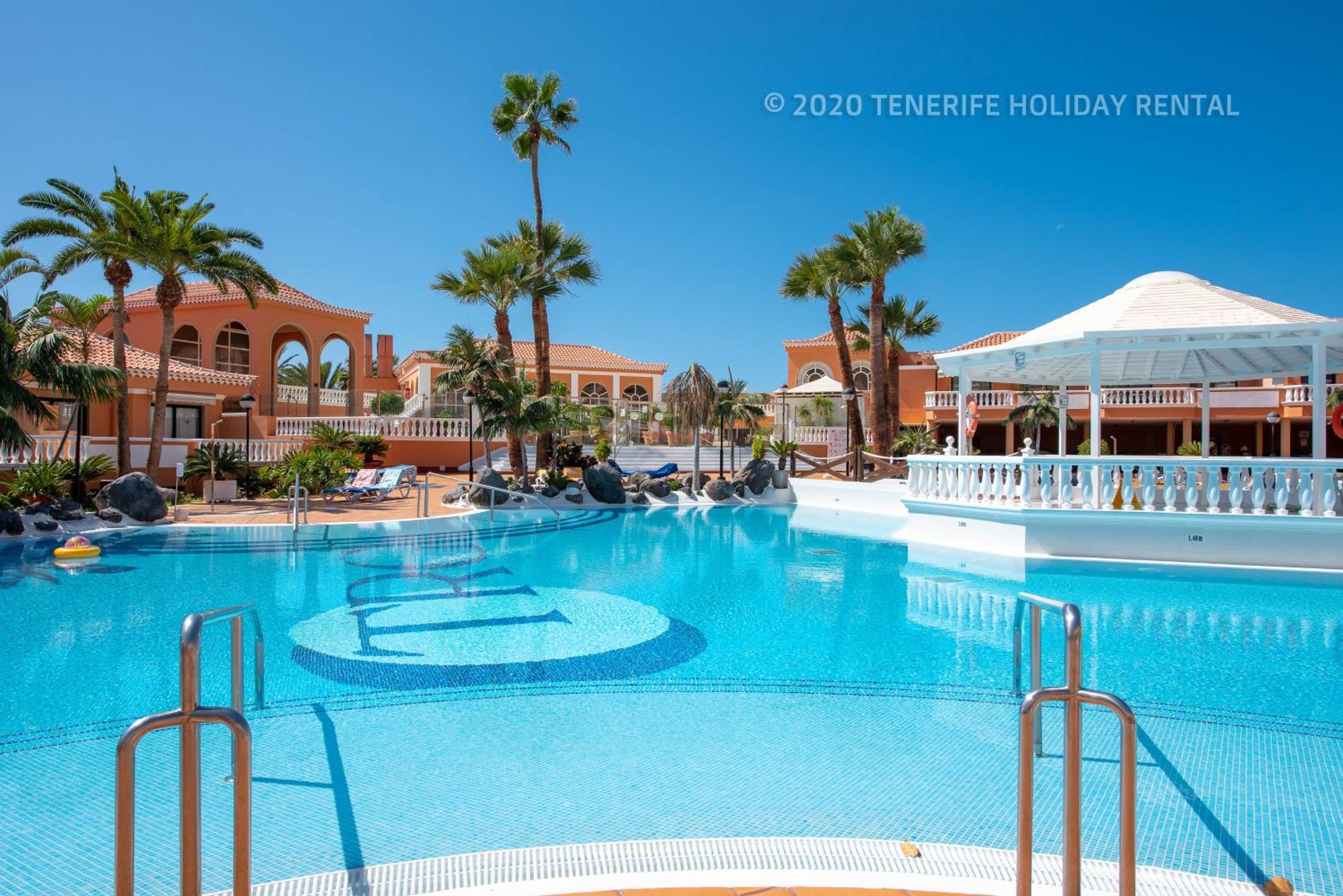 Tenerife Royal Gardens - Viviendas Vacacionales en Playa de las Americas — recepcion & lobby