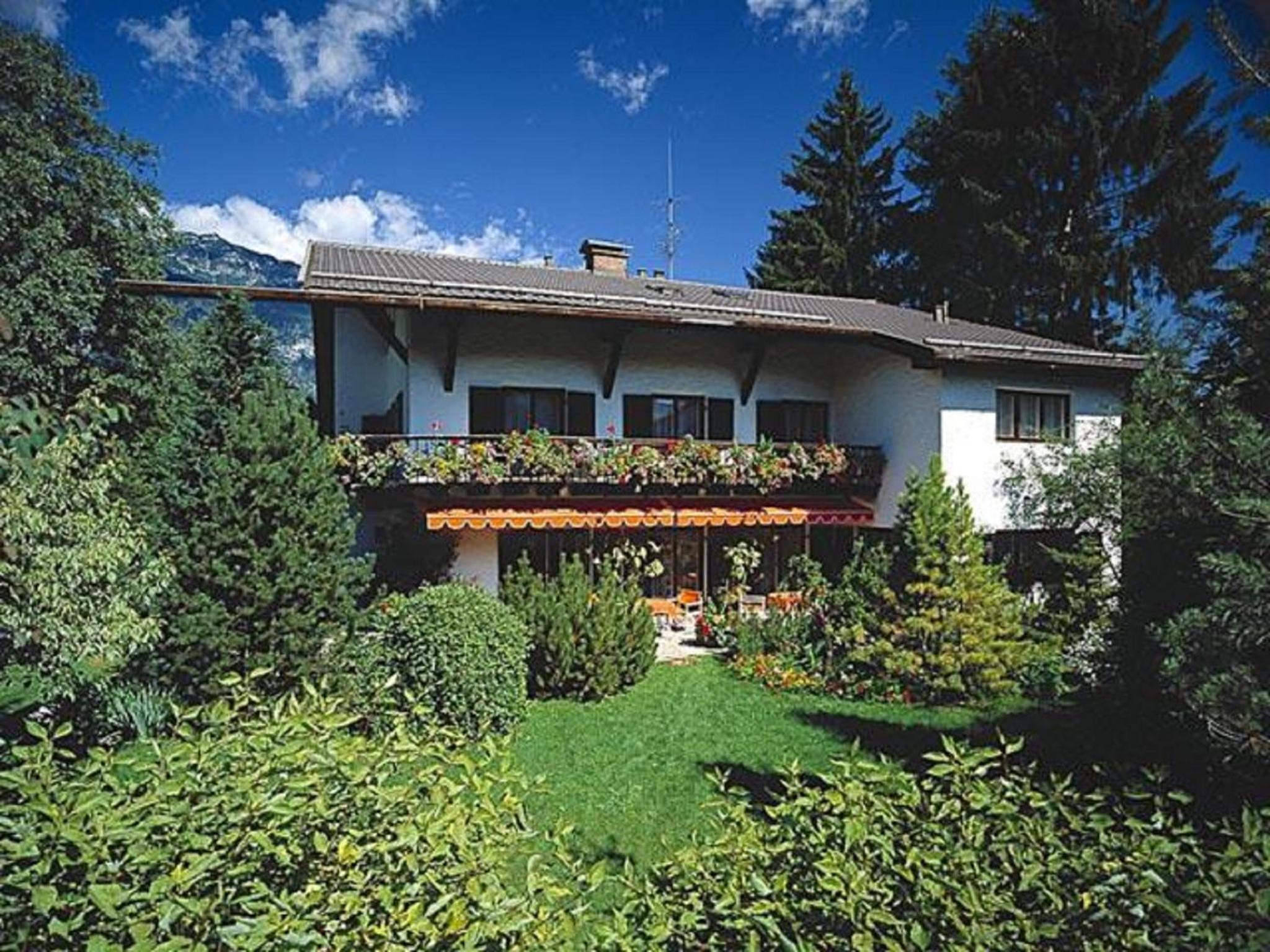 Photo 47