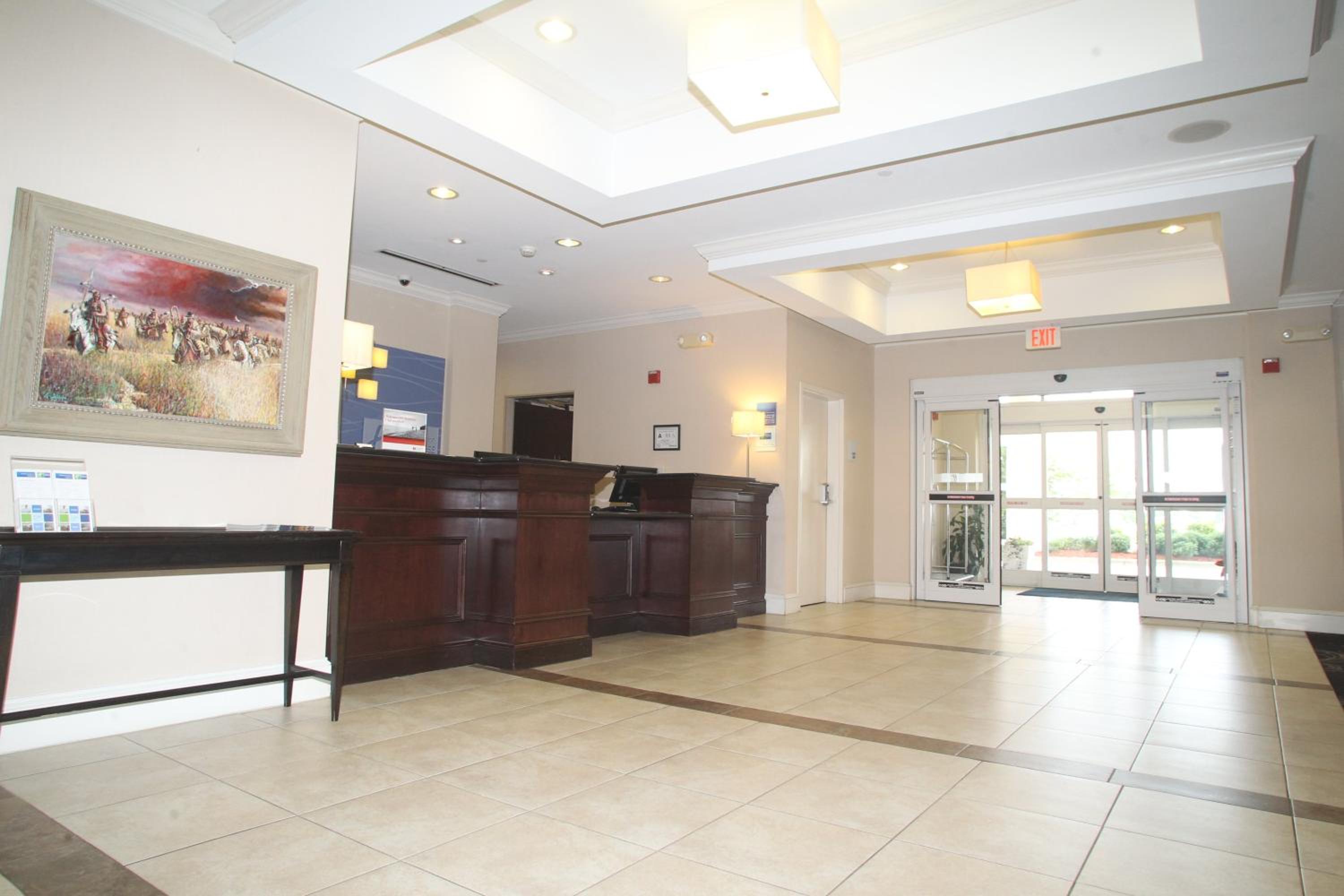 Lumberton Vacations - Holiday Inn Express Pembroke, an IHG Hotel - Property Image 2