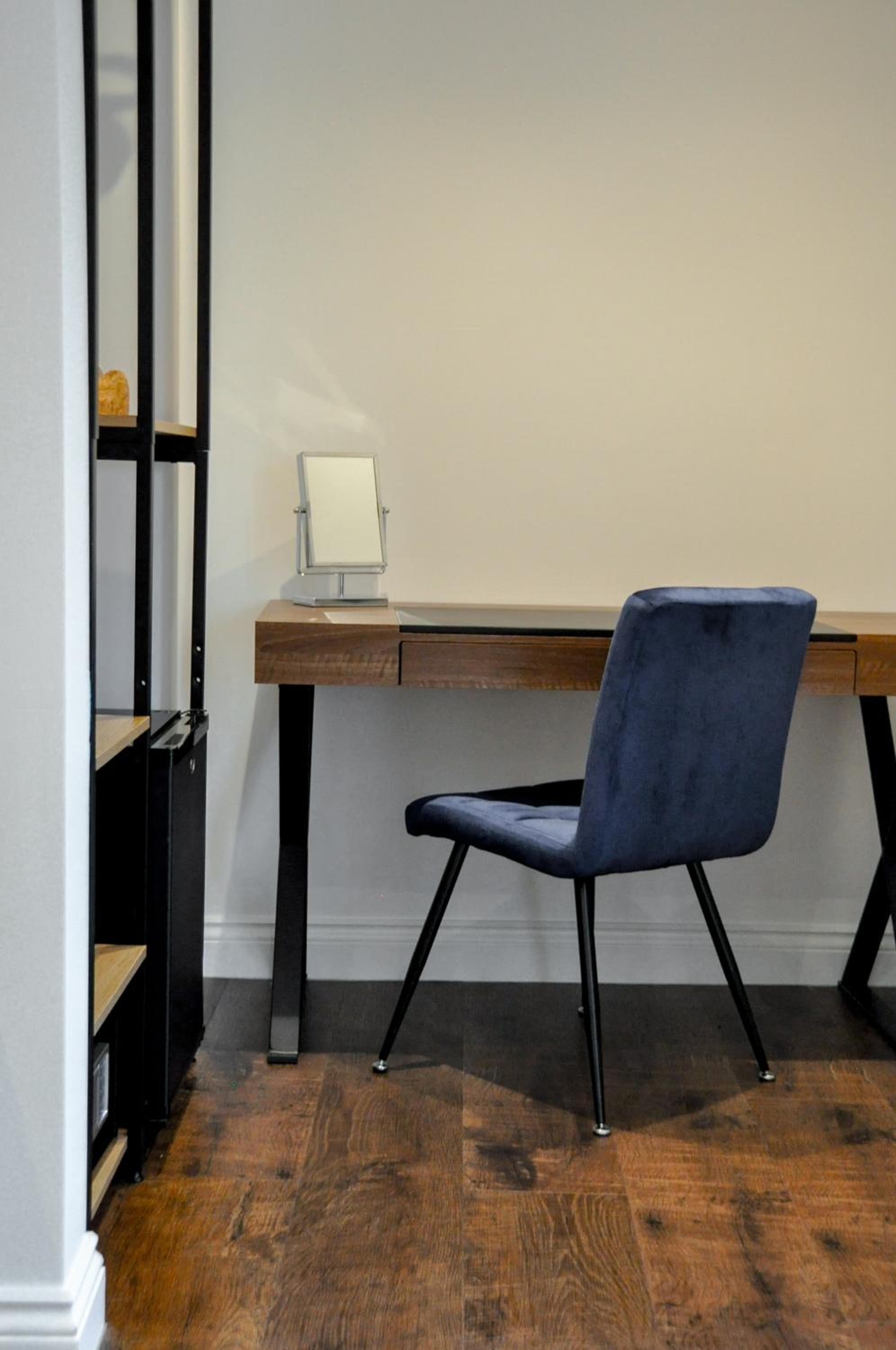 Worcester Vacations - Upstairs at 33 - Self check in boutique accommodation in Worcester Centre - Property Image 36