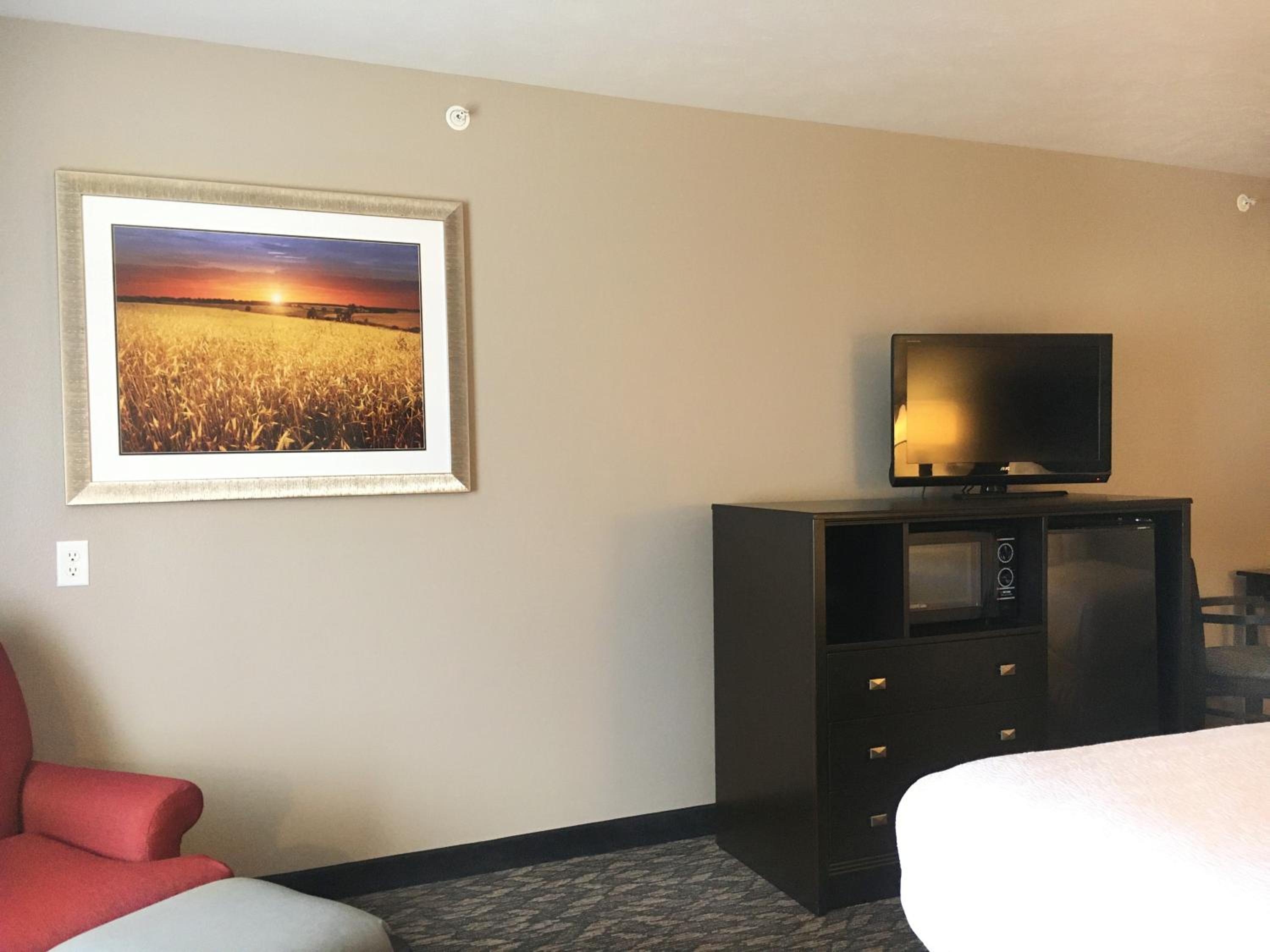 Best Western Wheatland Inn