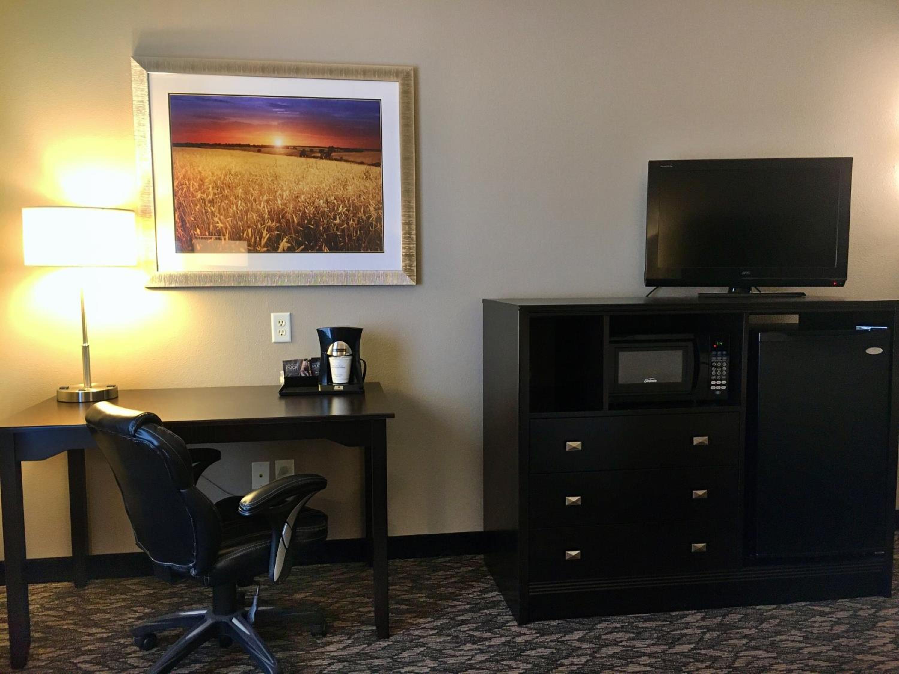 Best Western Wheatland Inn