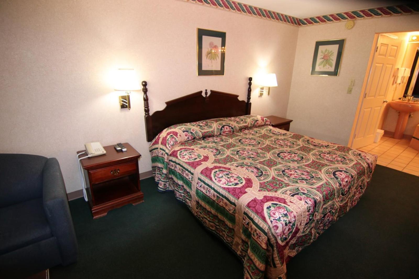 Executive Inn Kershaw view 3