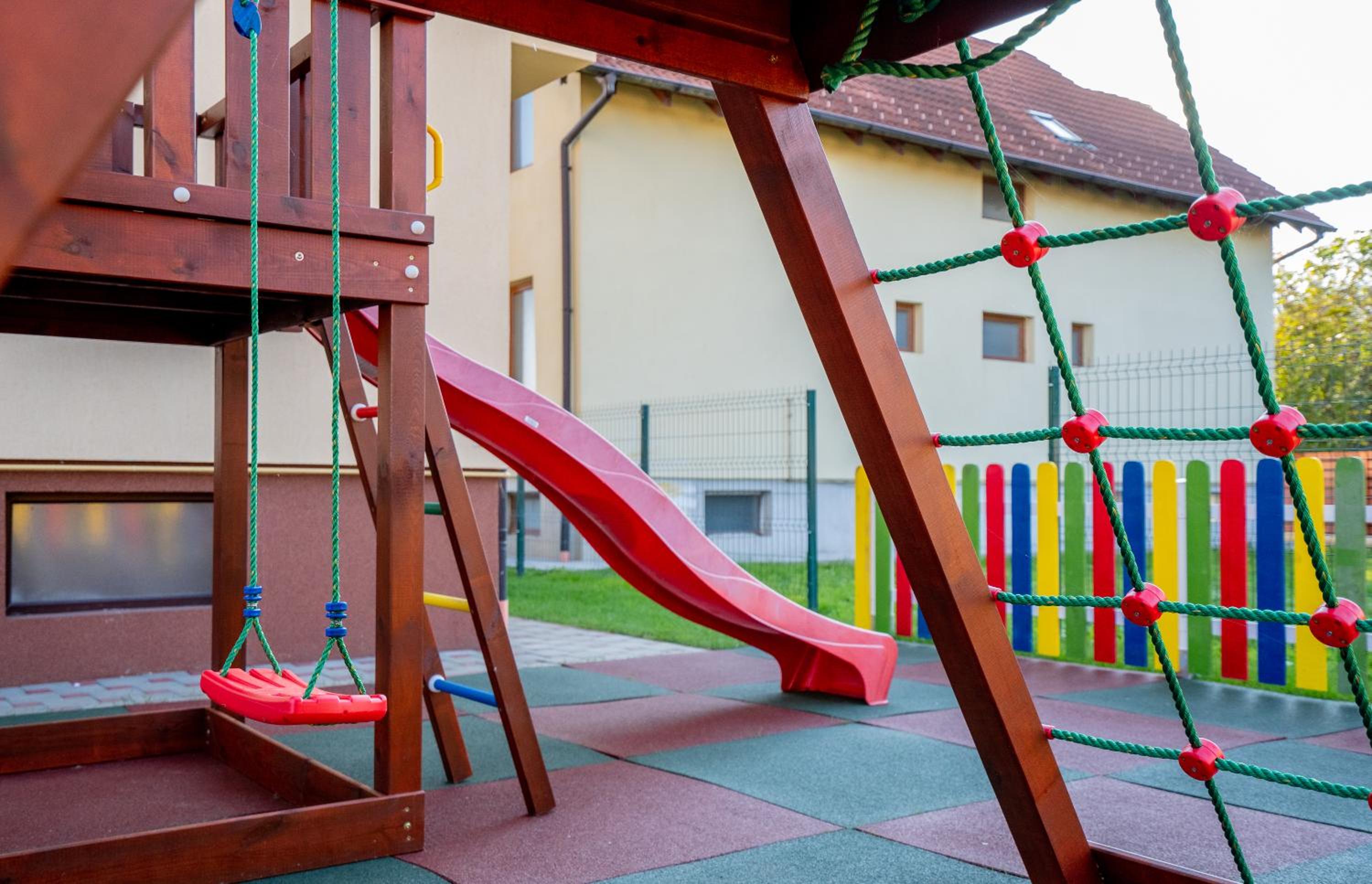 Photo 44