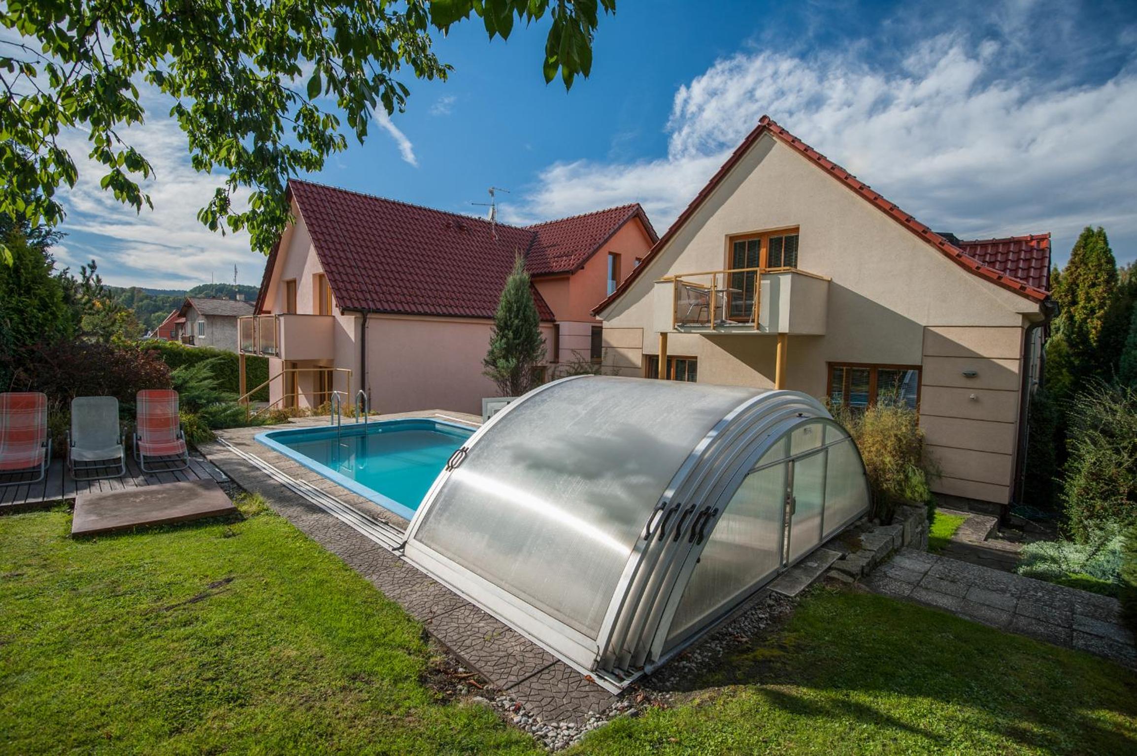 Hotel Garni Pod Skalkou