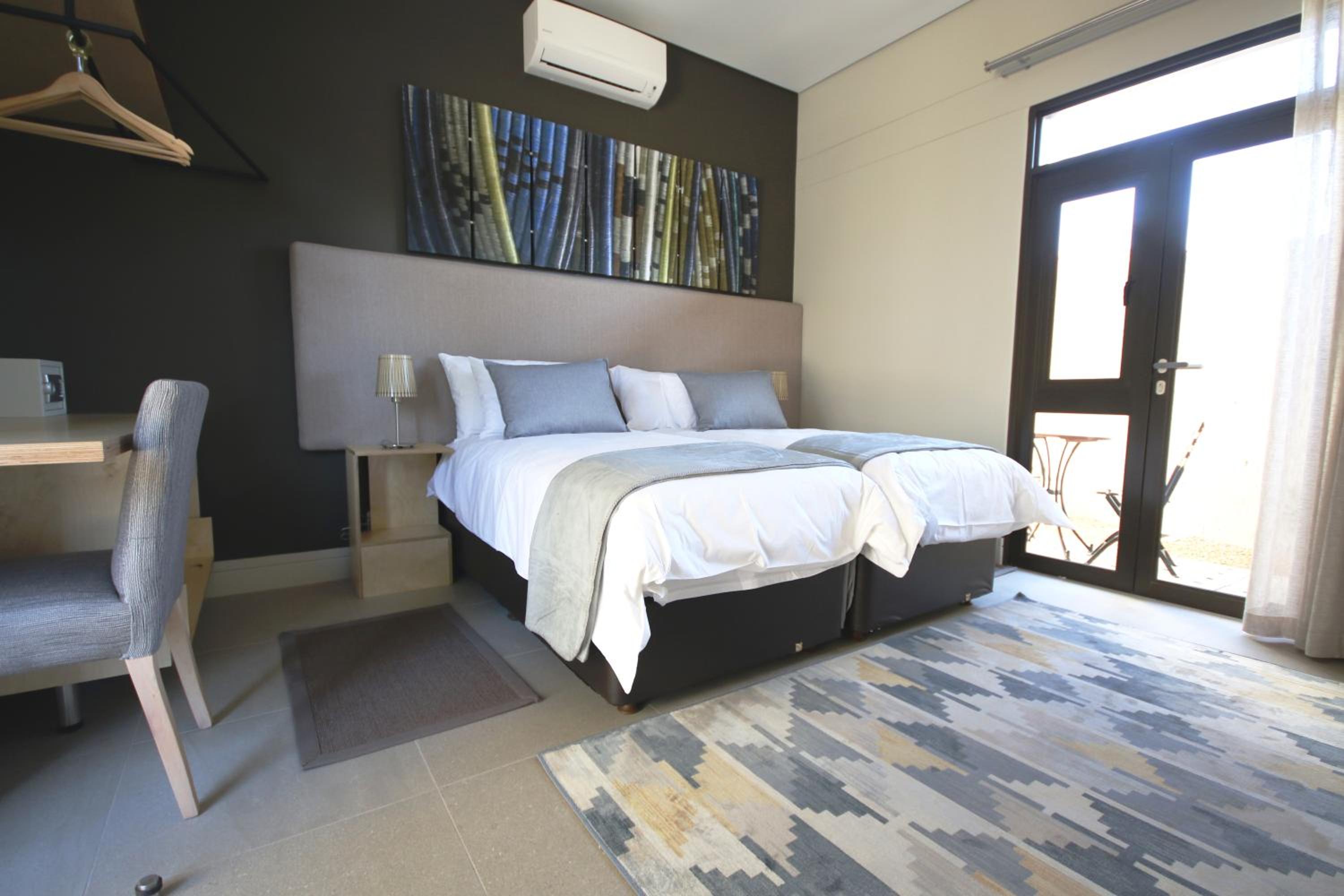 The Elegant Guesthouse
