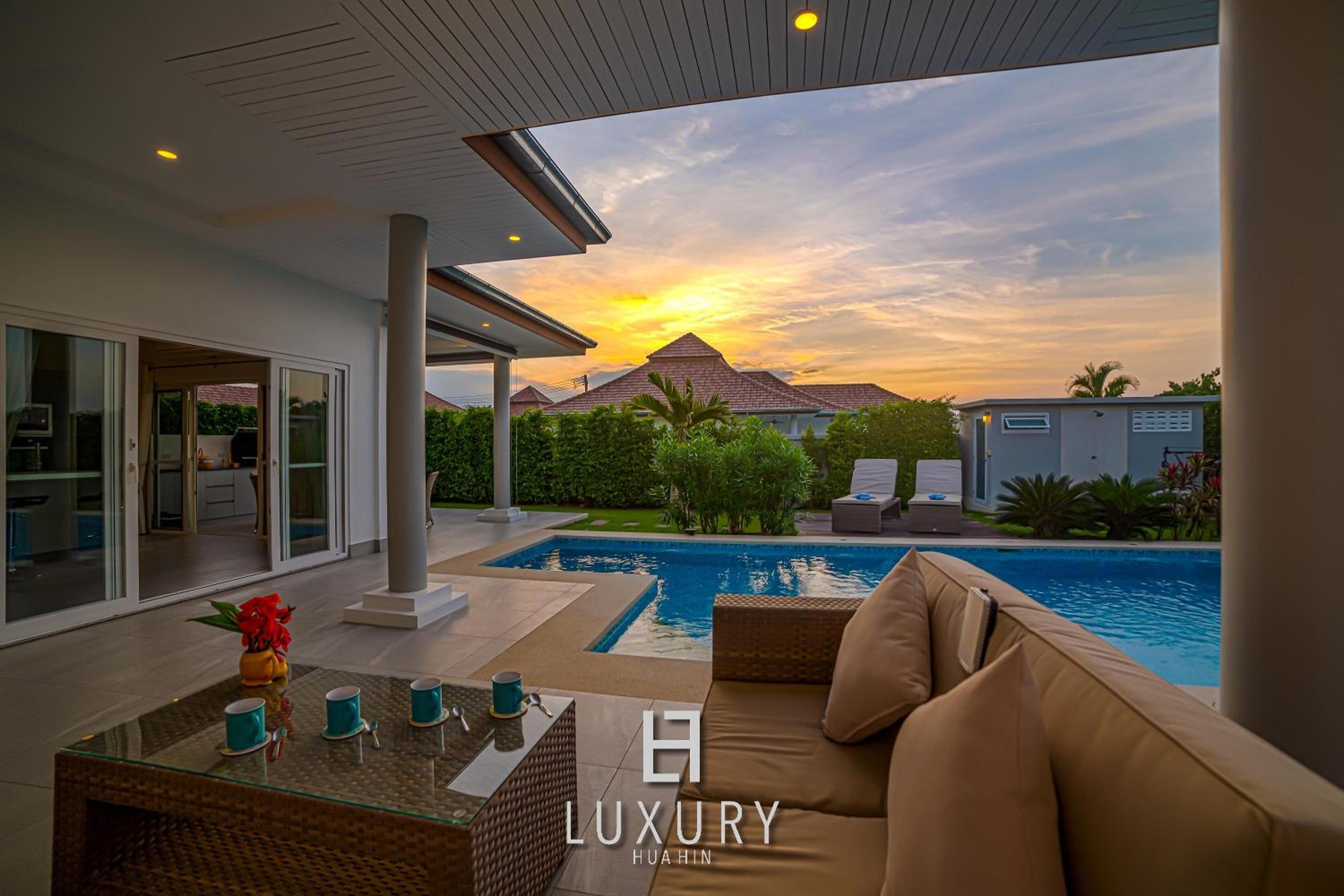 Modern 3 Bedroom Private Pool Villa - MP67 view 5