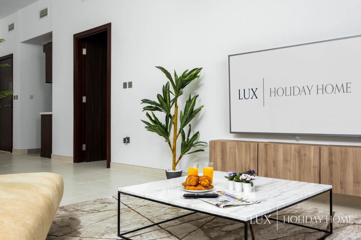 LUX - Opulent Island Suite 3