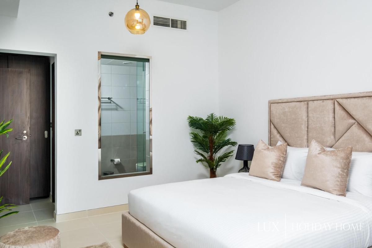 LUX - Opulent Island Suite 3