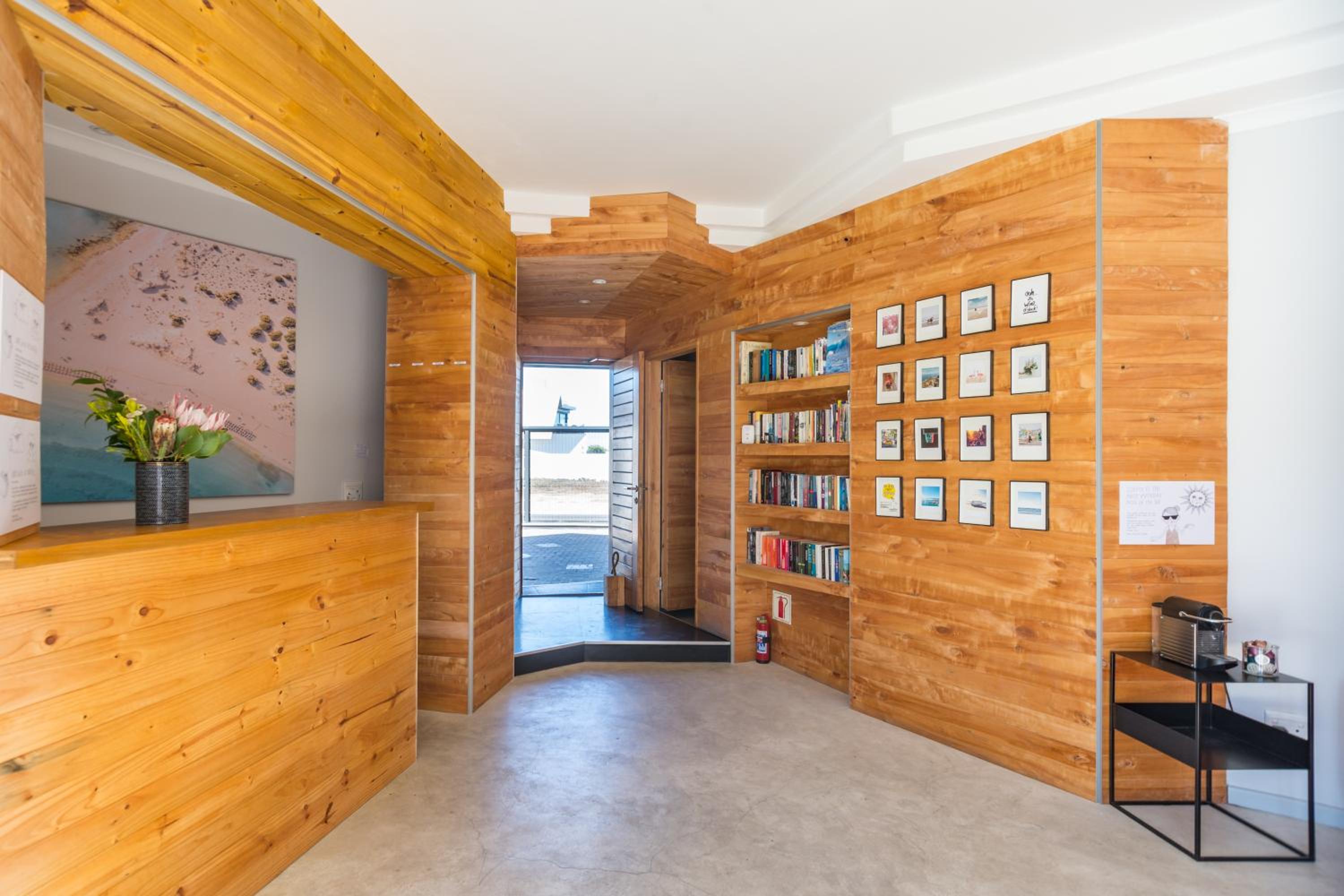 Photo 34