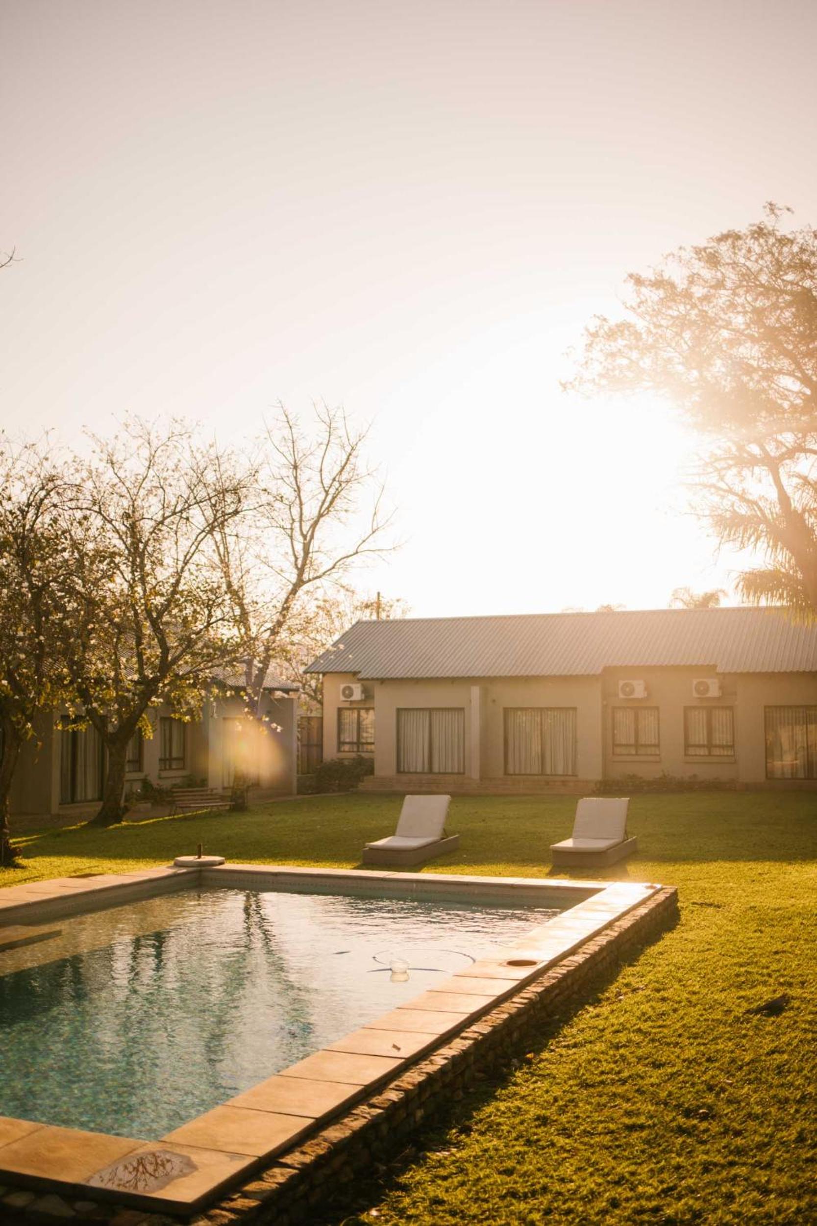 Hamiltons Lodge & Restaurant