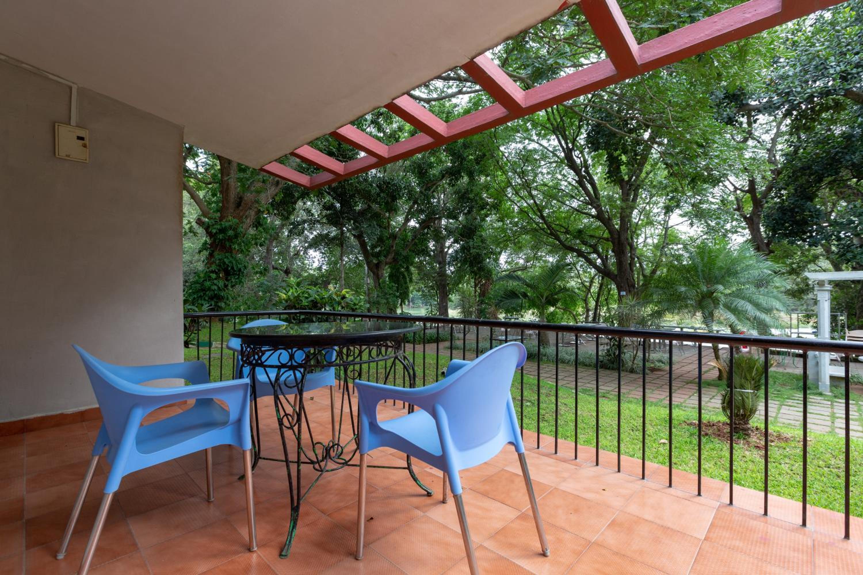 balcony