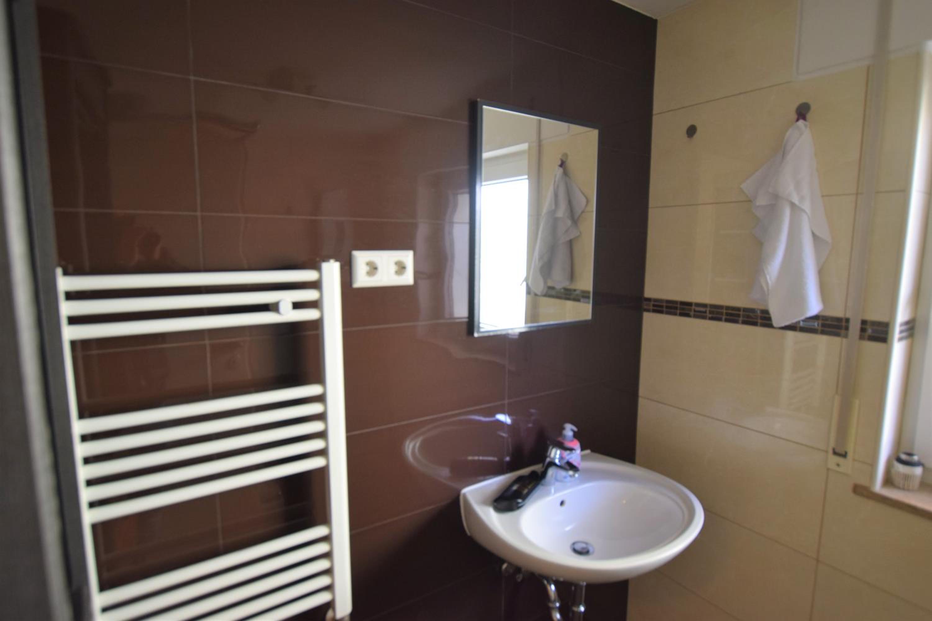 Apartment Ostfildern en Ostfildern — bathroom