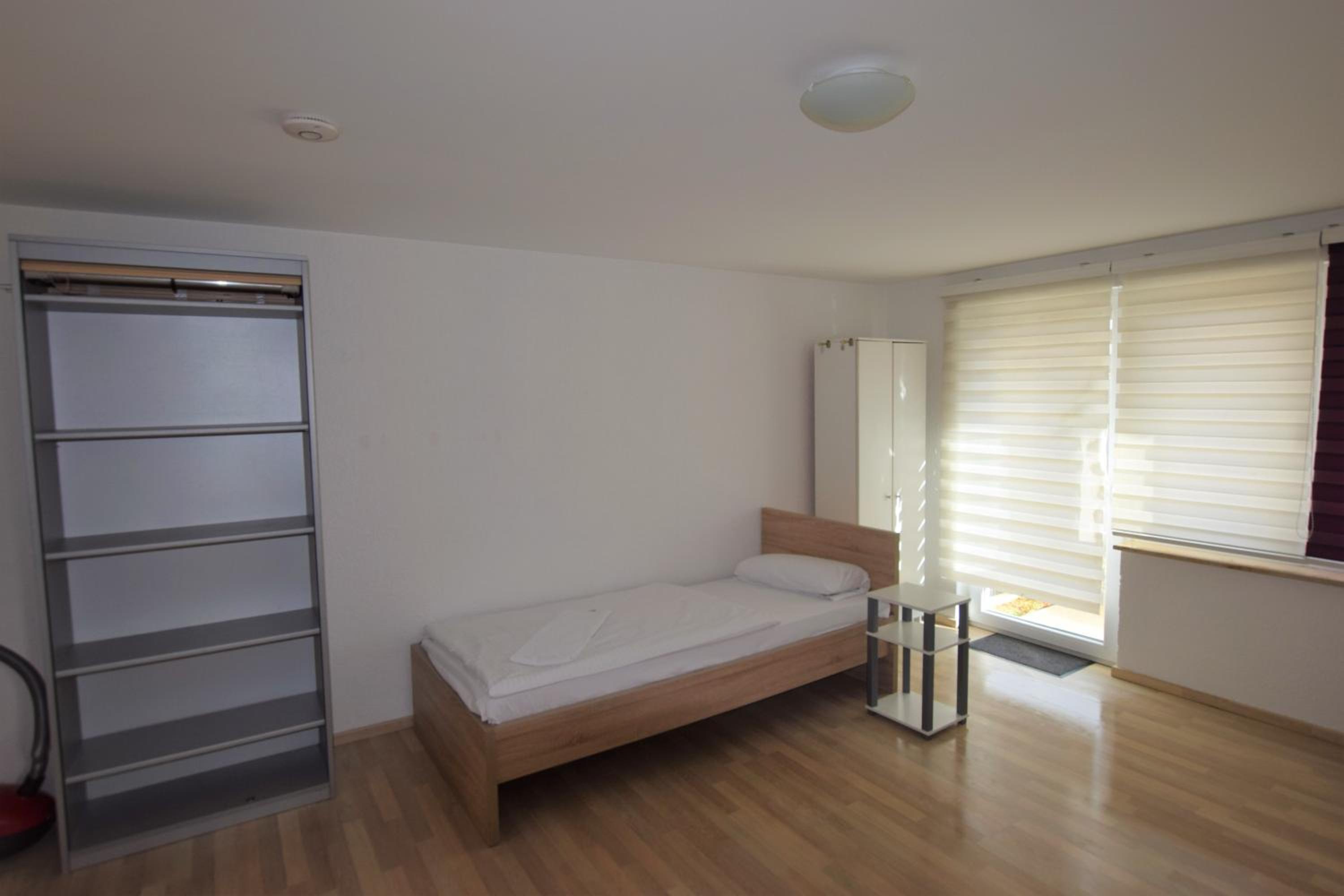 Apartment Ostfildern en Ostfildern — hotel room