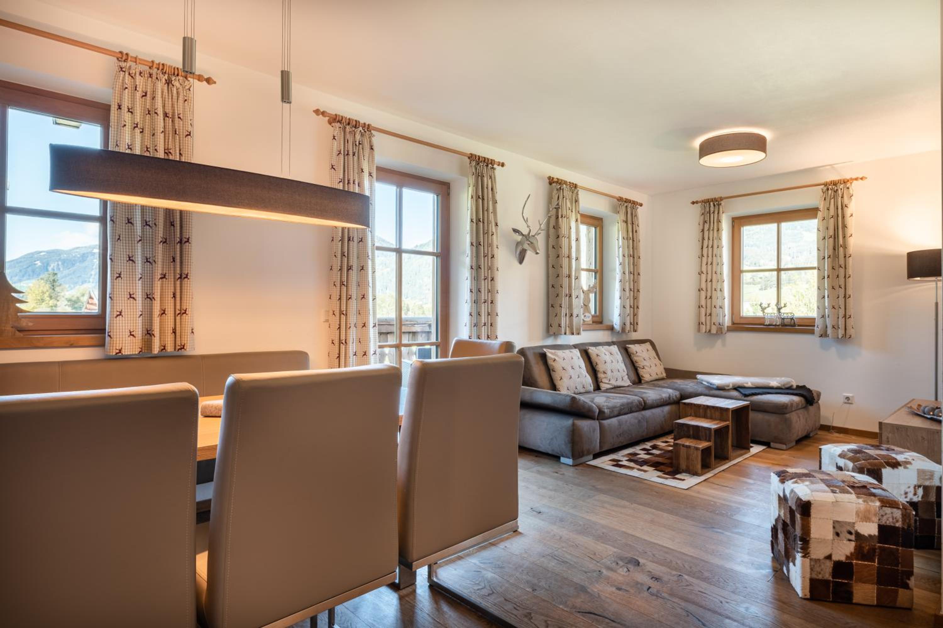 Alpin Residenzen Panoramabahn by Alpina-Holiday