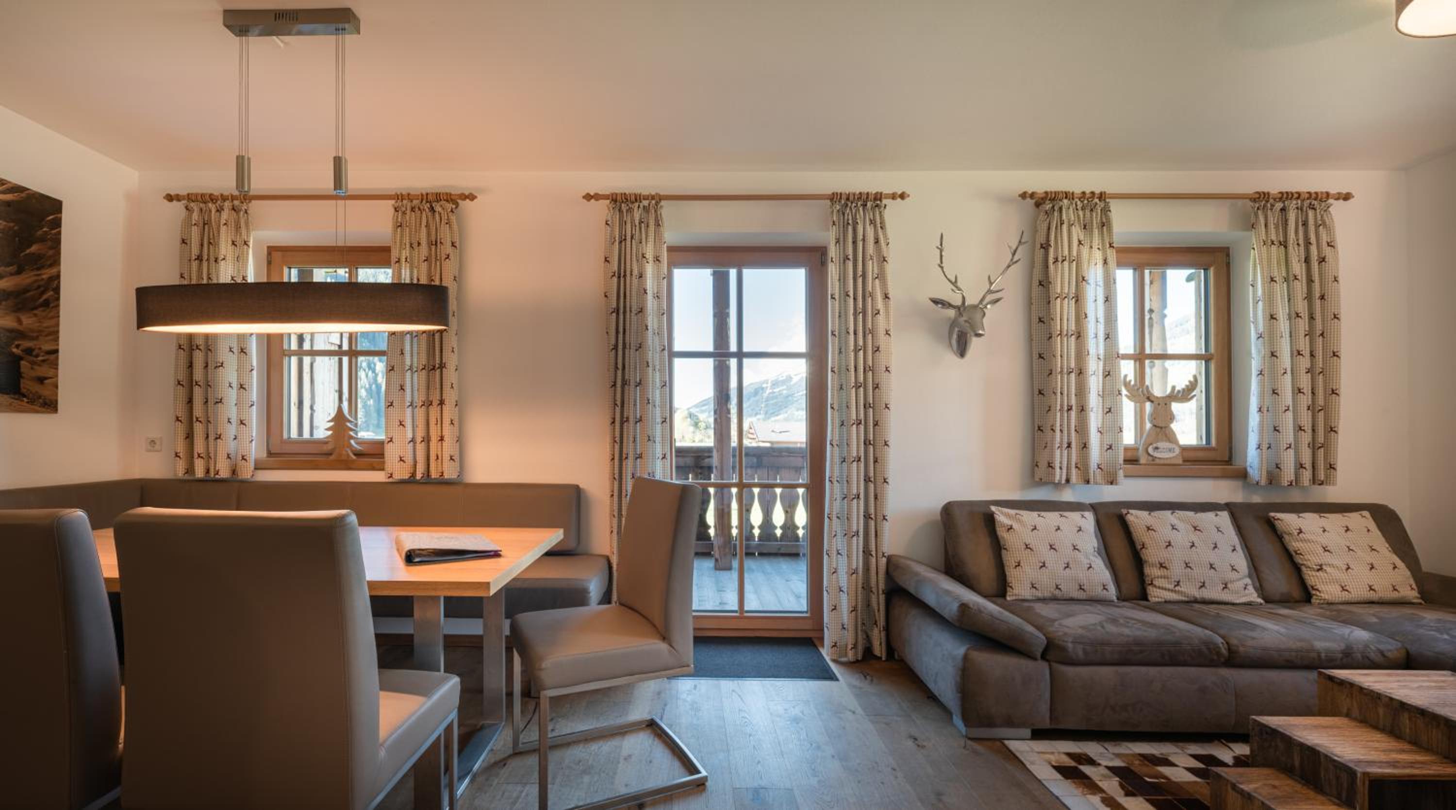 Alpin Residenzen Panoramabahn by Alpina-Holiday