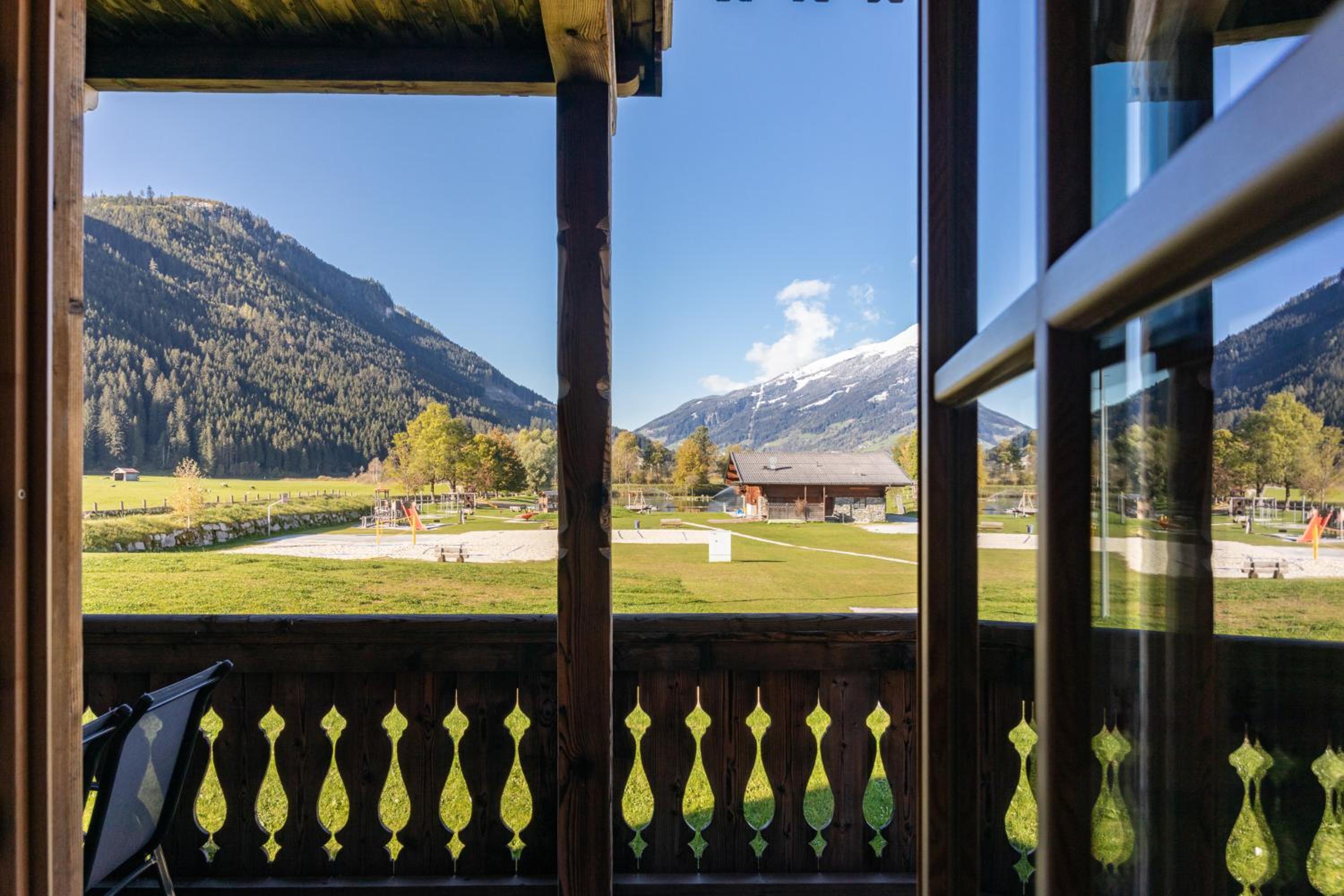 Alpin Residenzen Panoramabahn by Alpina-Holiday