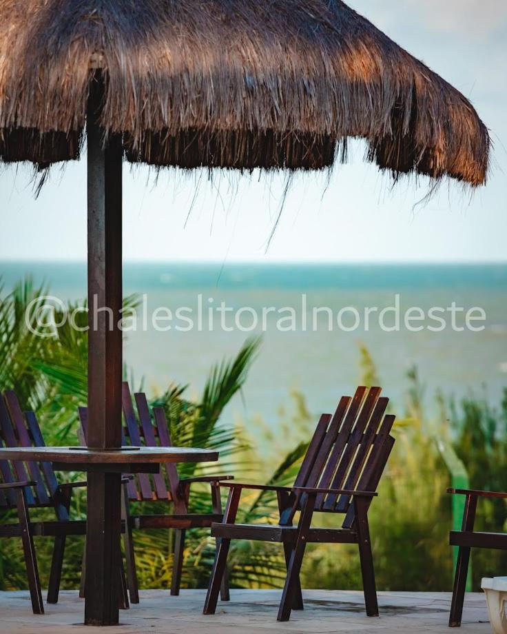 Chalé com piscina privada vista mar-Zumbi-RN