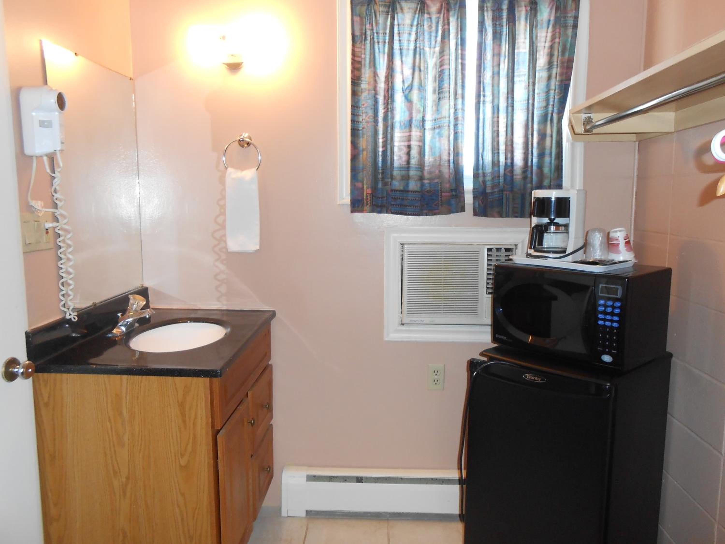 Aquarius Motel
