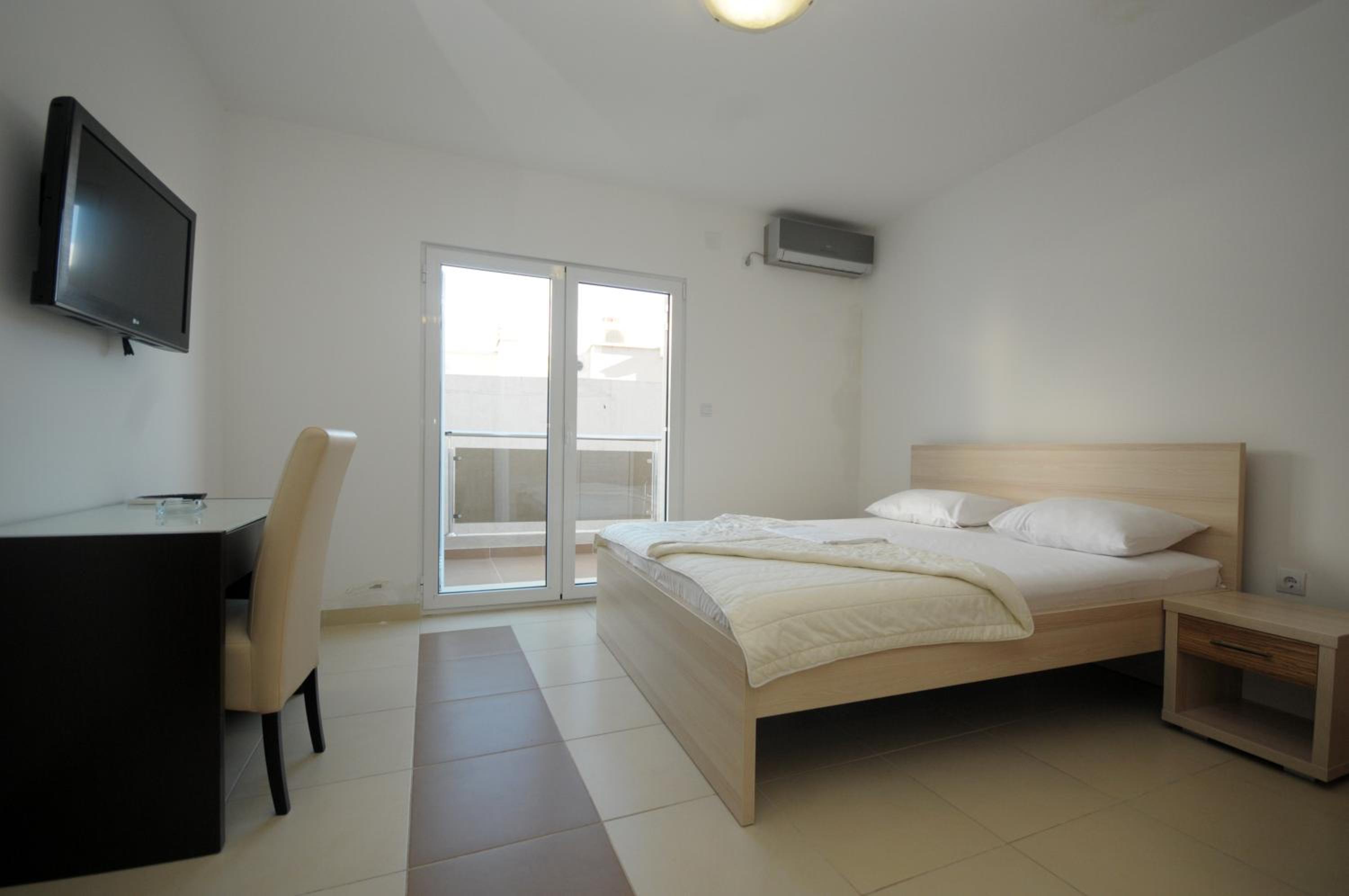 Apartments Anita view 2