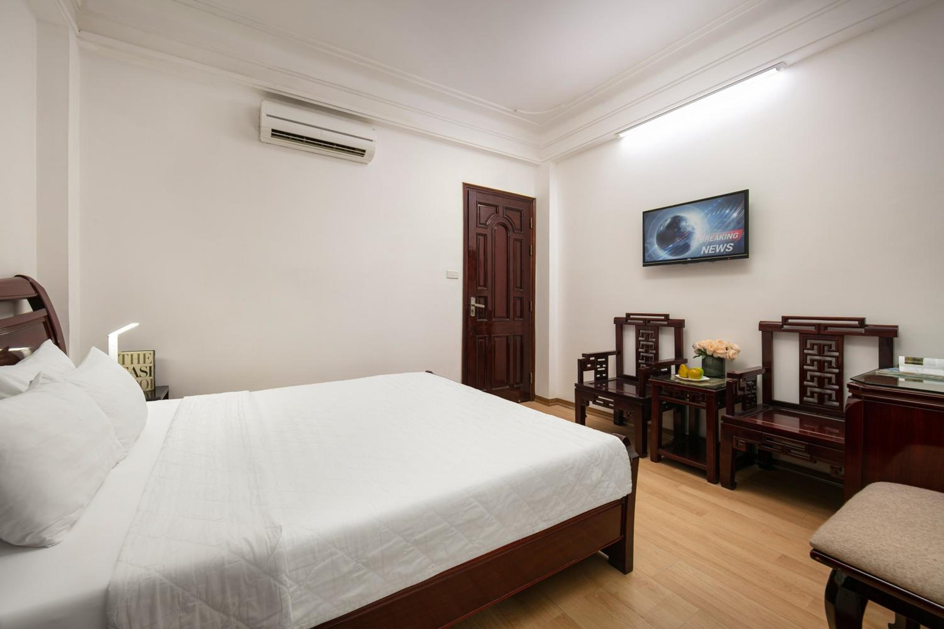 Little Hanoi Hotel