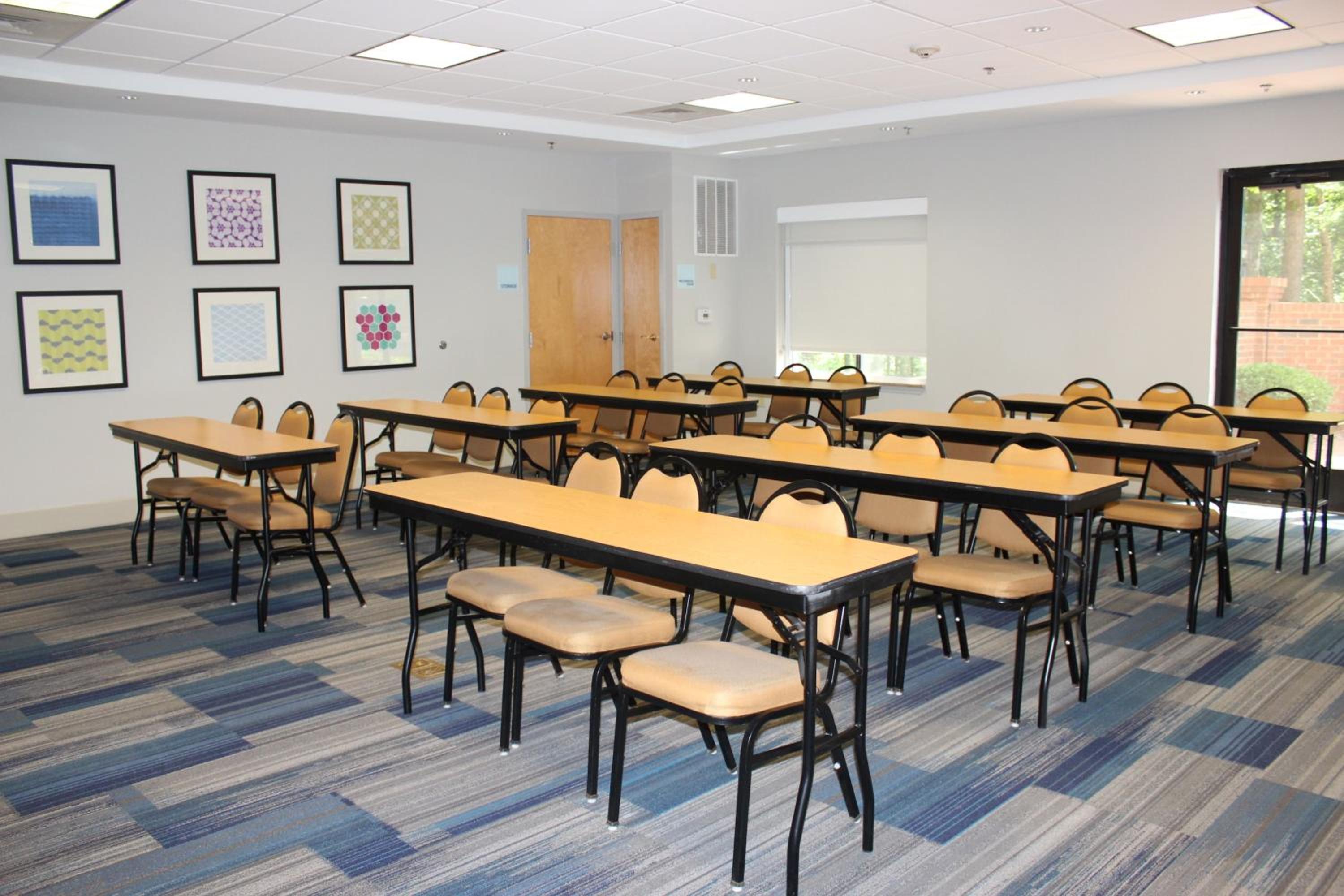 Holiday Inn Express Forest City, an IHG Hotel - Property Image 1