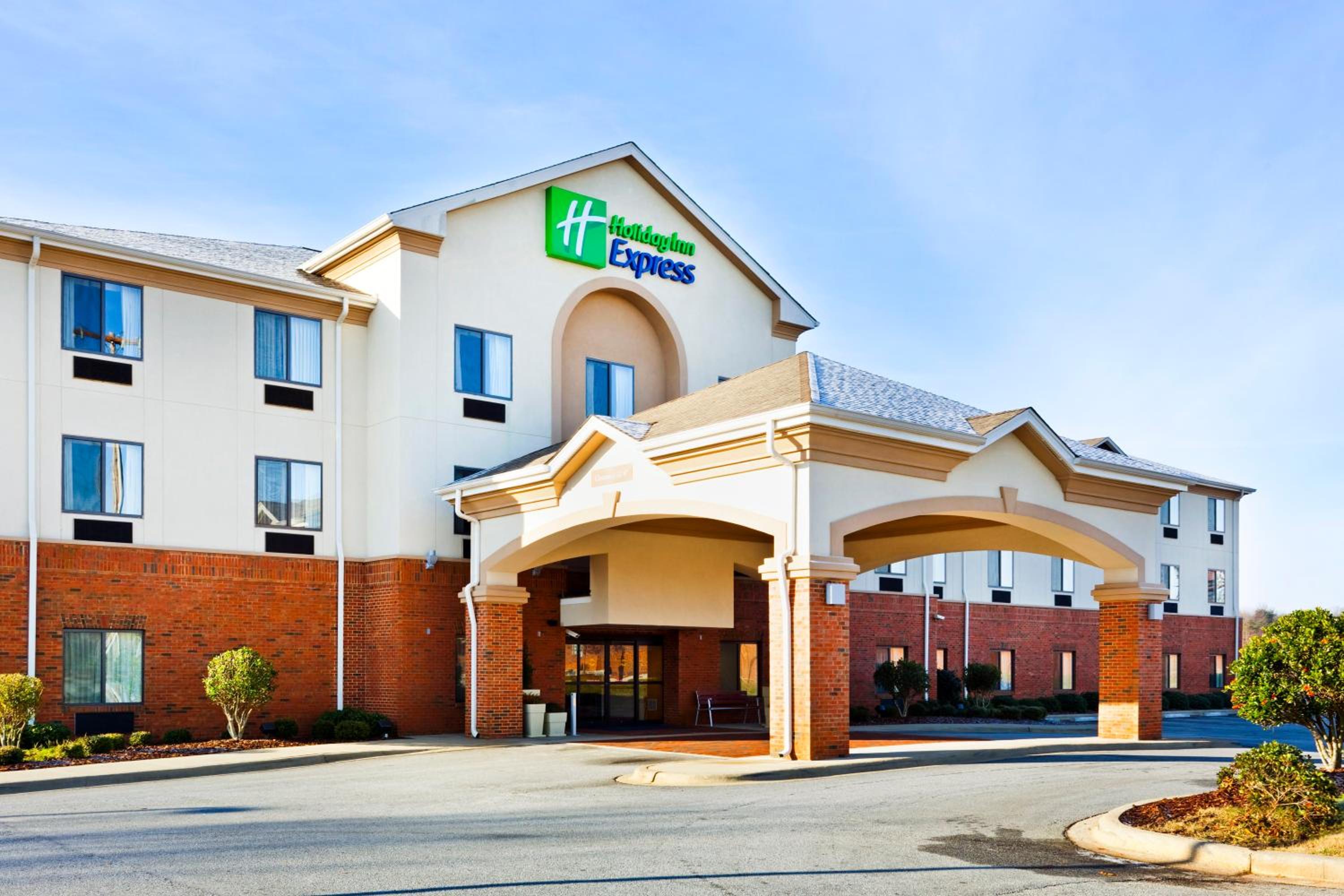 Miscellaneous Market Vacations - Holiday Inn Express Forest City, an IHG Hotel - Property Image 1