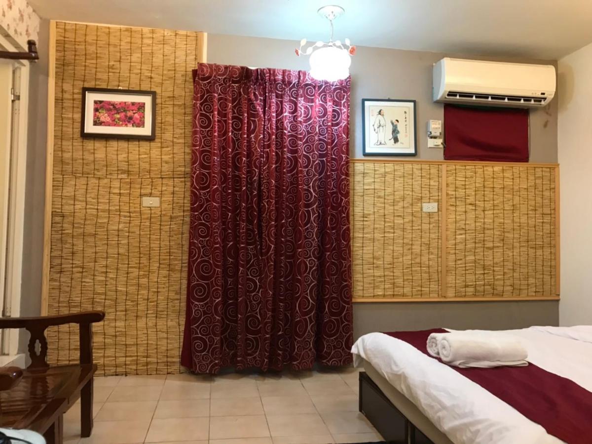 Tainan B&B Hall West Centra