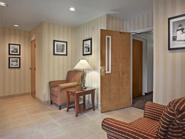 Rosemont Suites - Property Image 3